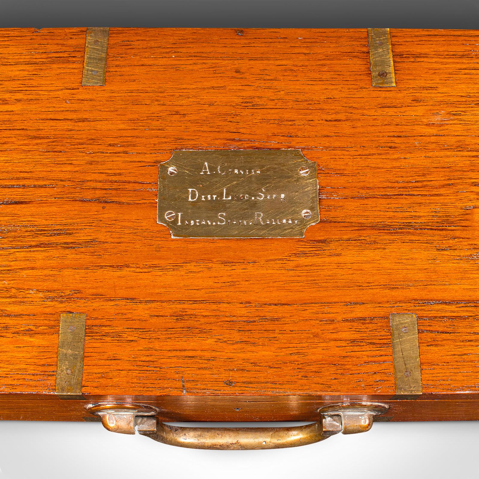 Maletín Antiguo para Escopeta, Teca India, Latón, Caja para Rifle, Victoriano, Circa 1900 en venta 3
