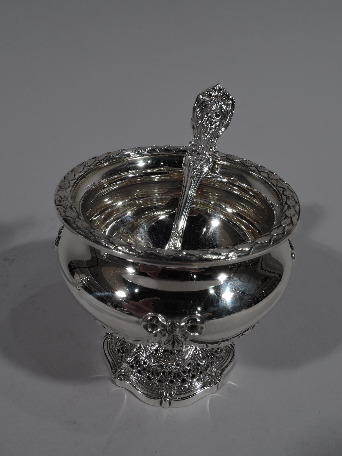 Antique Shreve Edwardian Regency Sterling Silver Salt and Pepper In Good Condition In New York, NY