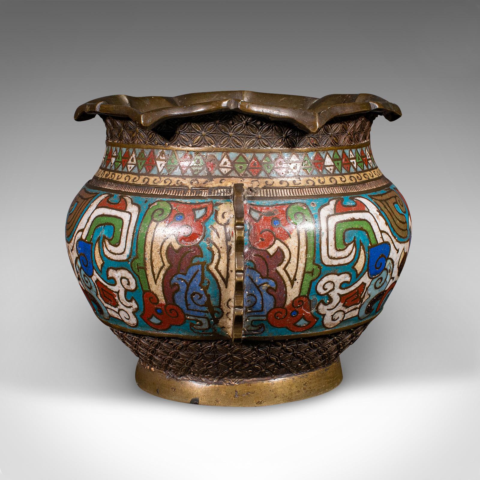 Début de l'époque victorienne Bol jardinière Siamese antique, thaïlandaise, bronze, cloisonné, pot victorien en vente