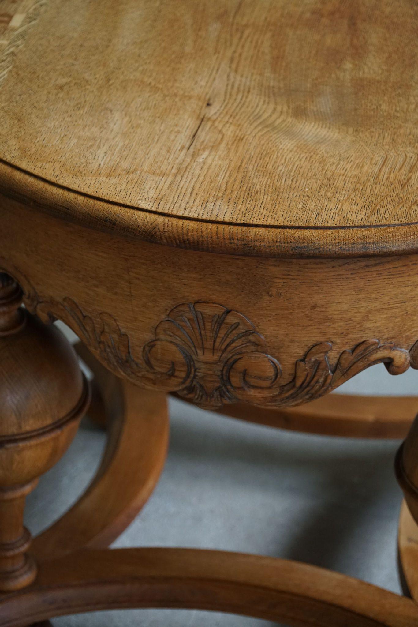 Table d'appoint ancienne en chêne massif, fabriquée par un ébéniste danois, 19ème siècle en vente 1