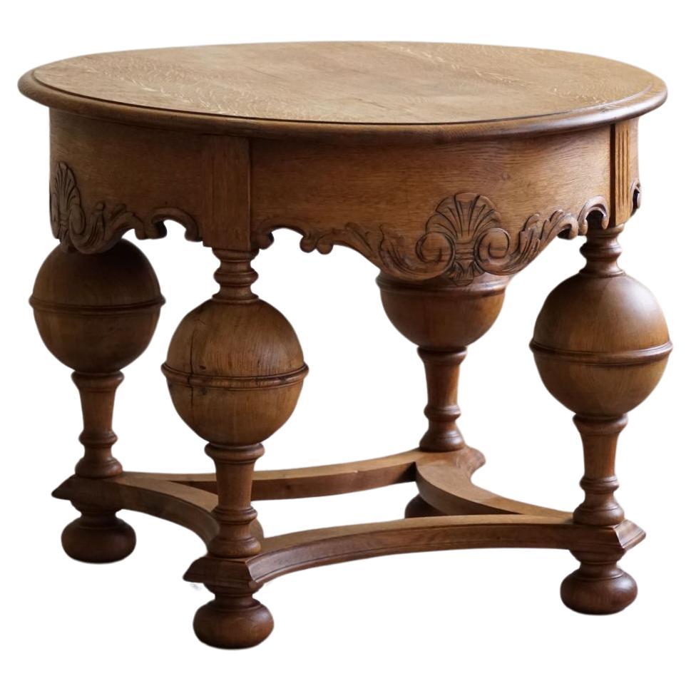 Table d'appoint ancienne en chêne massif, fabriquée par un ébéniste danois, 19ème siècle en vente