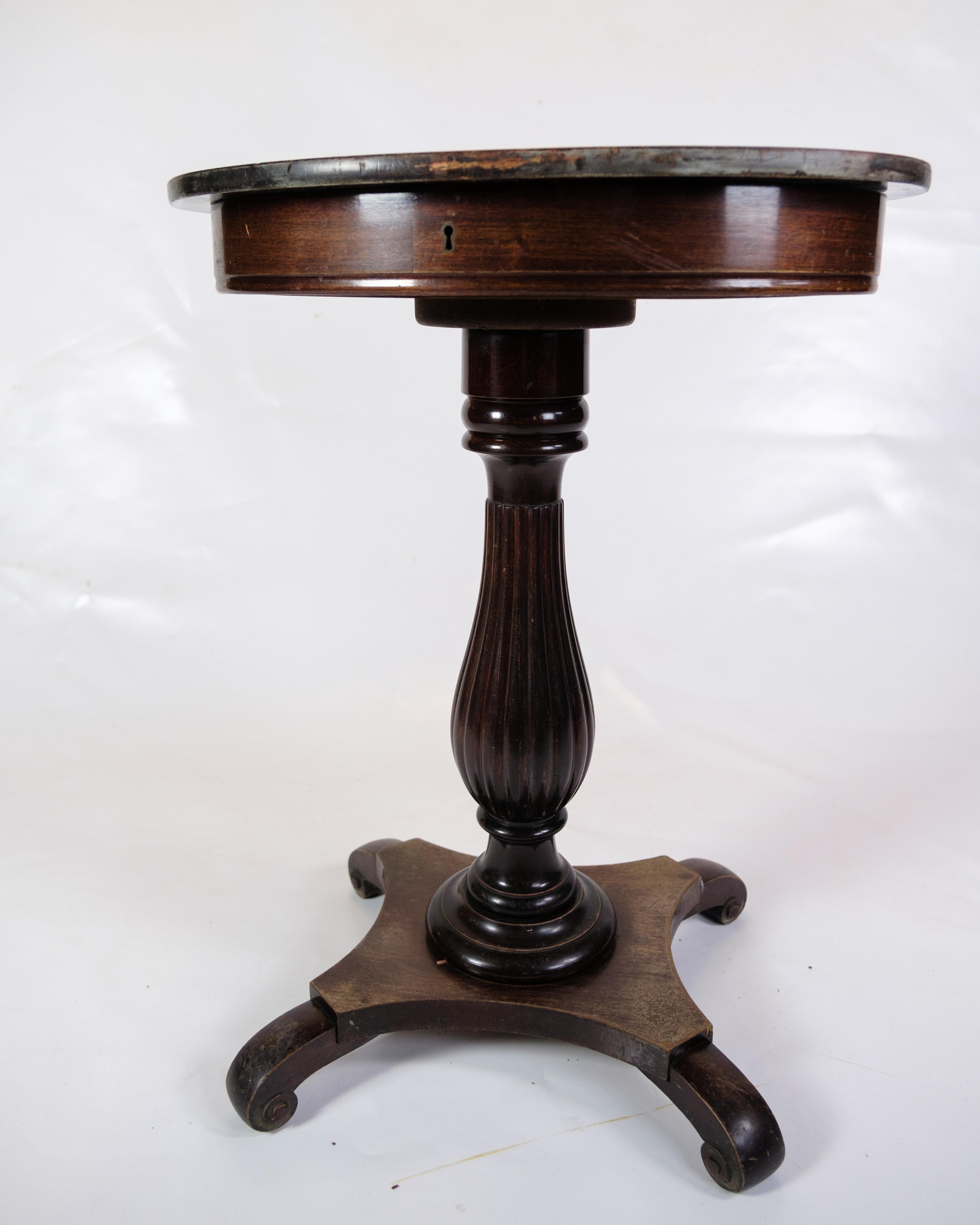 Other Antique Side Table/Oval Sewing Table Made In Mahogany From 1890s For Sale