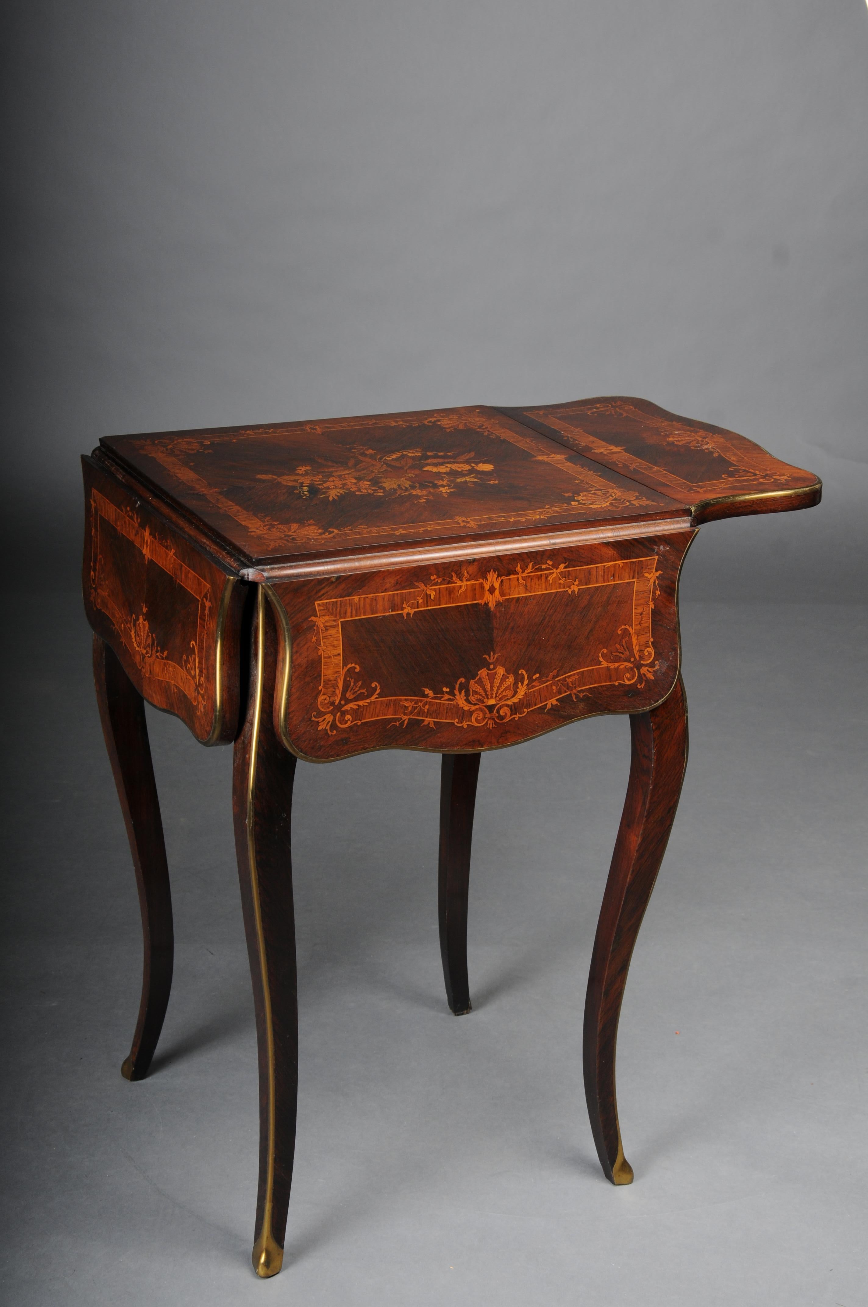 Antique side table, Paris around 1870 marquetry veneer. In Good Condition For Sale In Berlin, DE