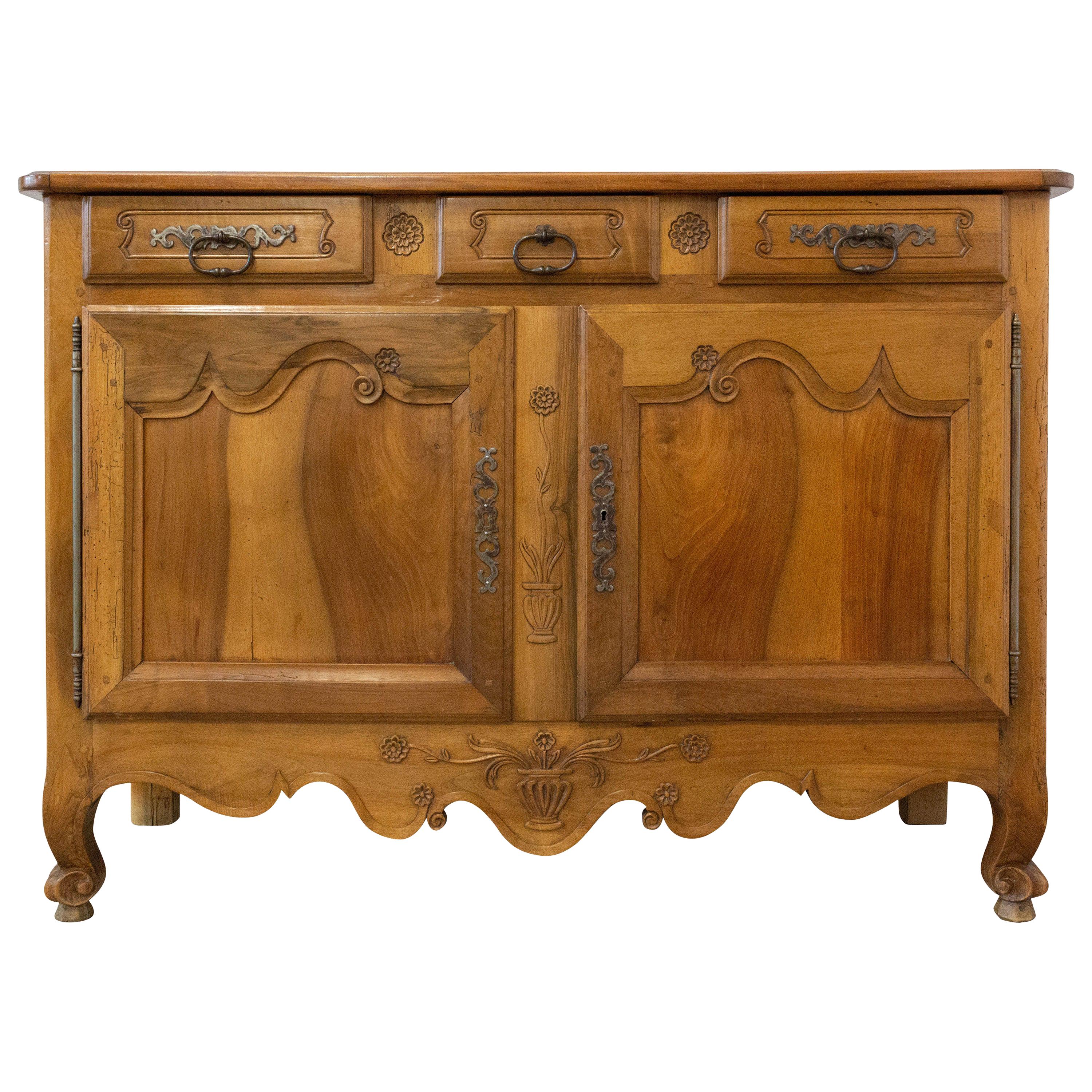 Antique Sideboard Dresser French Louis XV Carved Walnut Buffet, 19th Century For Sale