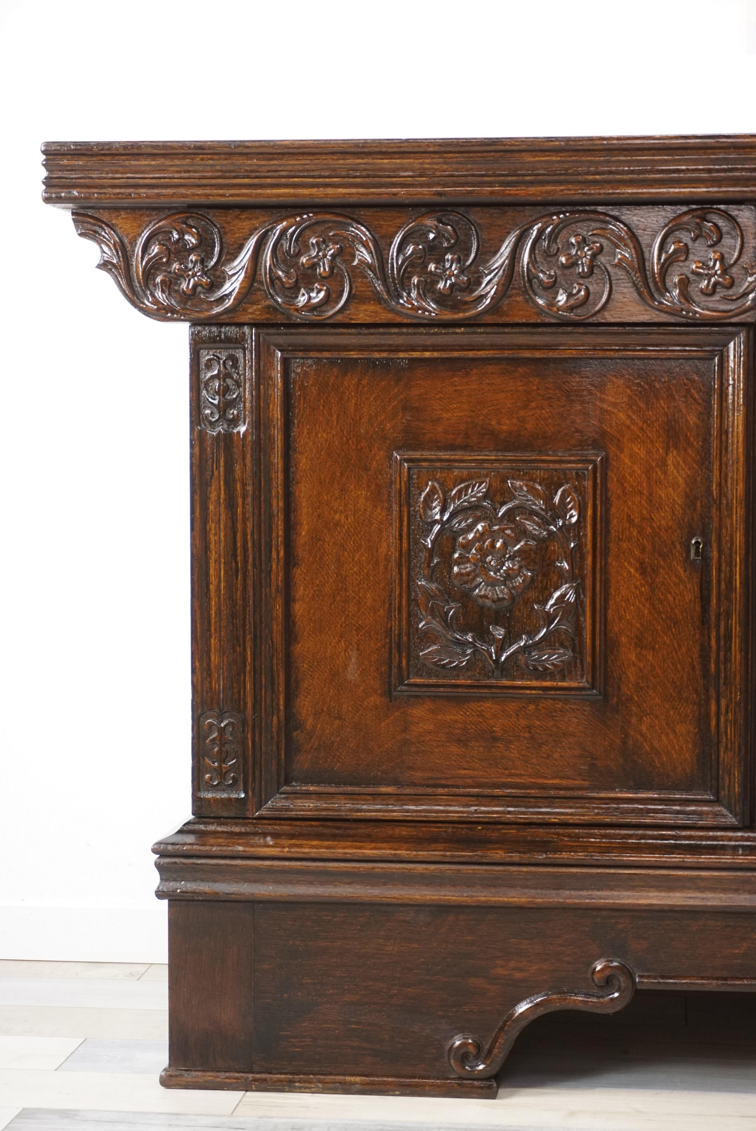 19th Century Antique Sideboard or Oak Wooden Buffet, 19th-Early 20th Century For Sale