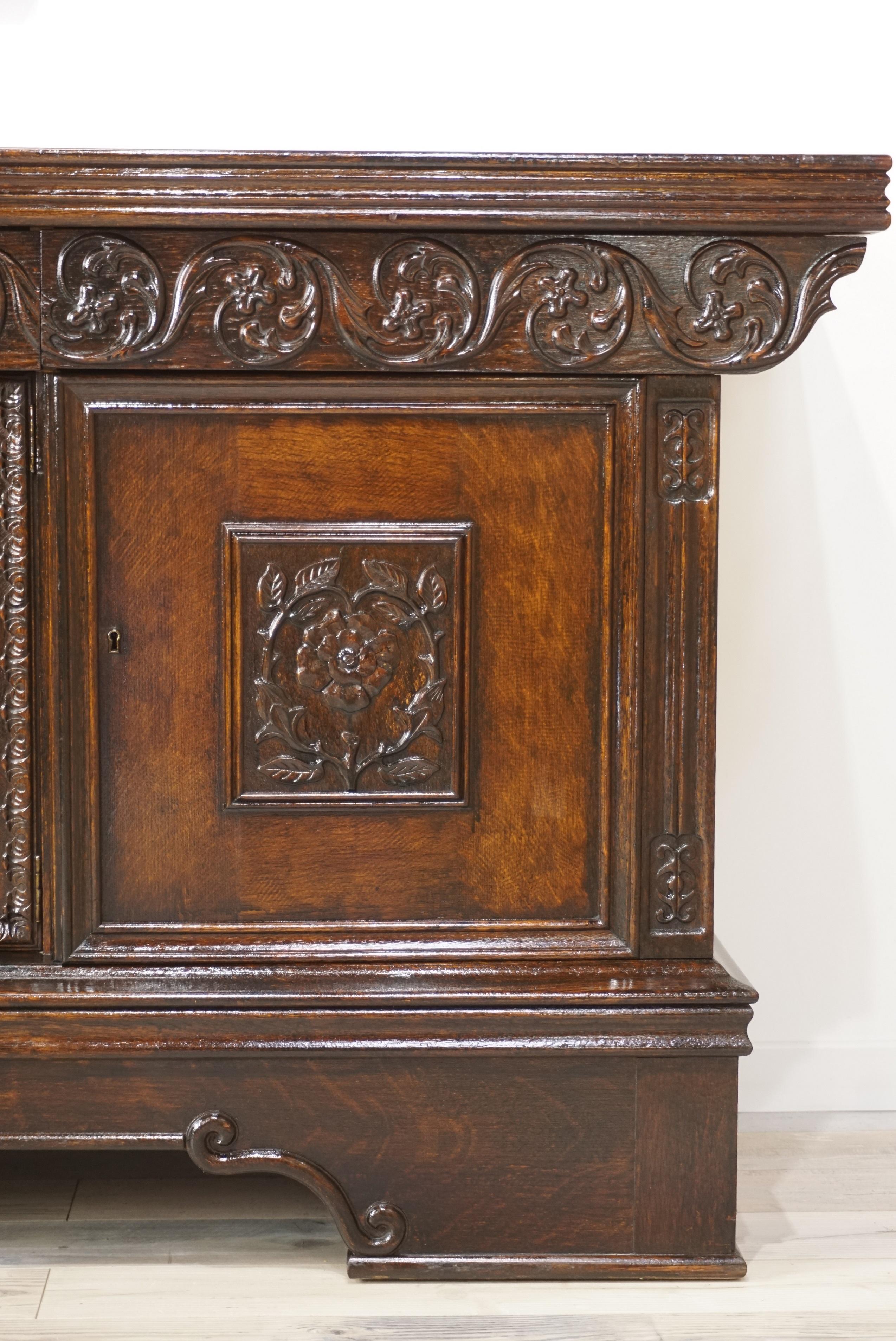 Antica credenza o buffet in legno di Oak, XIX-inizio XX secolo in vendita 1