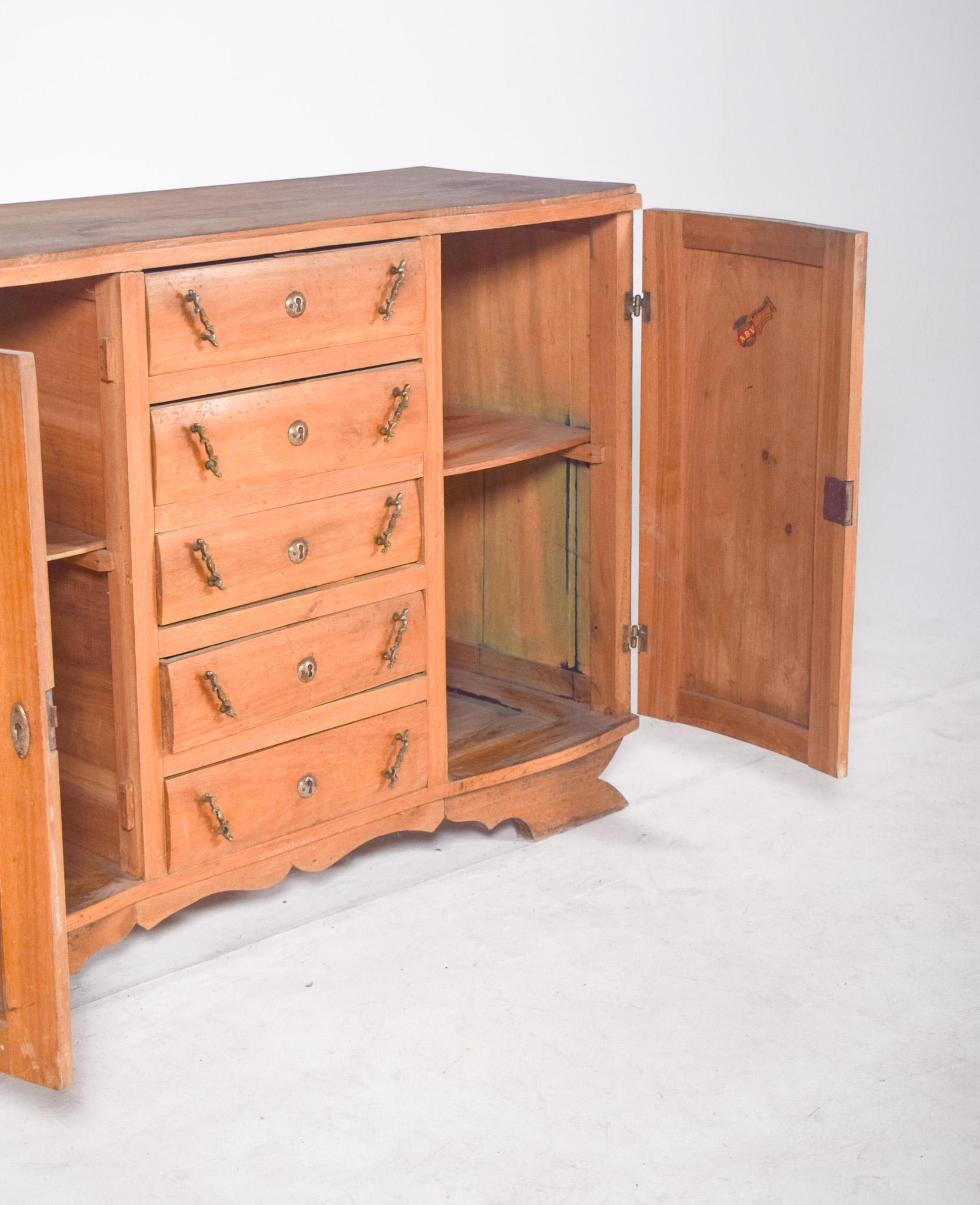 Antique Sideboard with Five Drawers and Two Doors For Sale 1