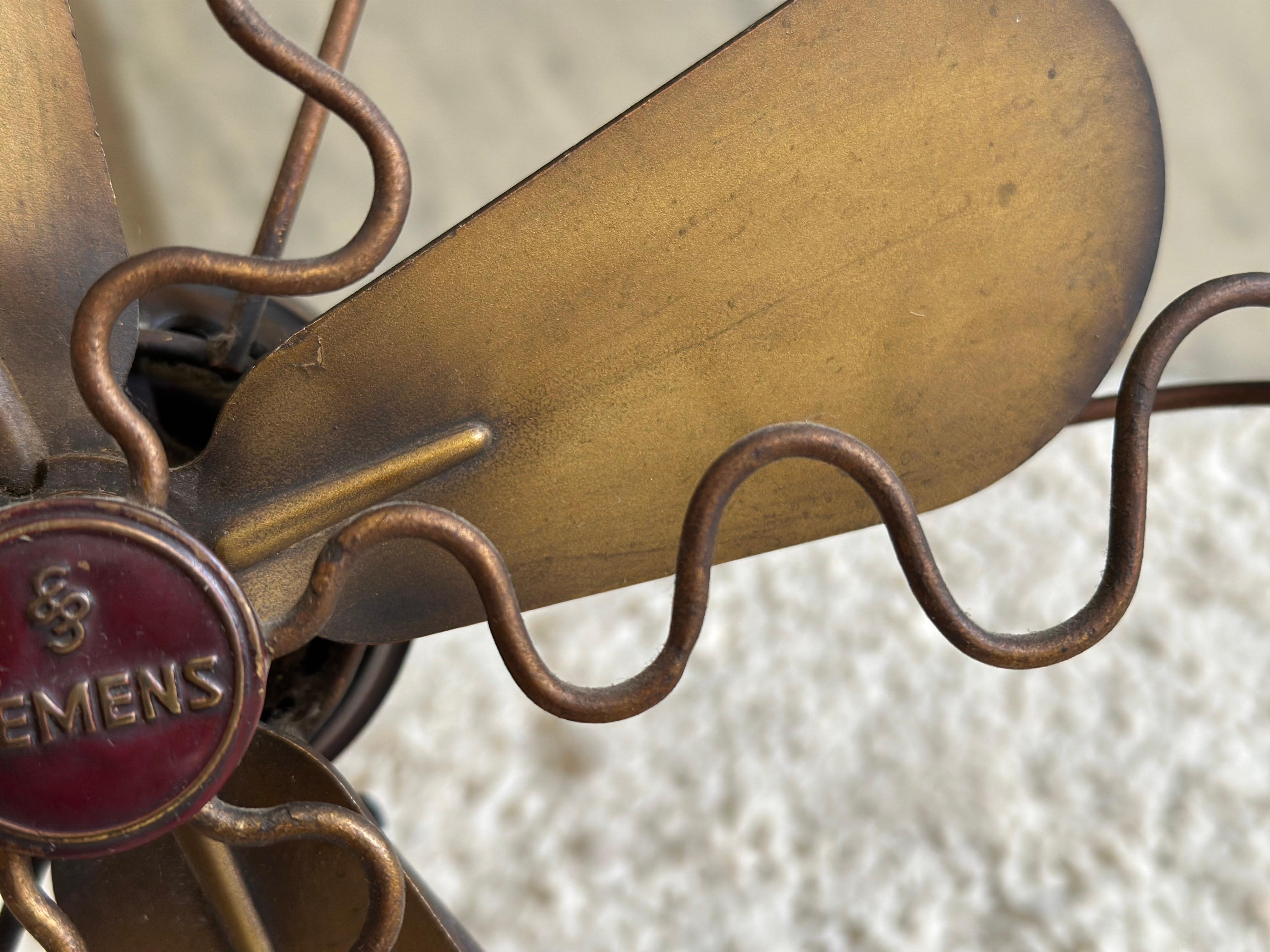 Antique Siemens Art Deco Bakelite & Brass Fan, 1920s For Sale 7