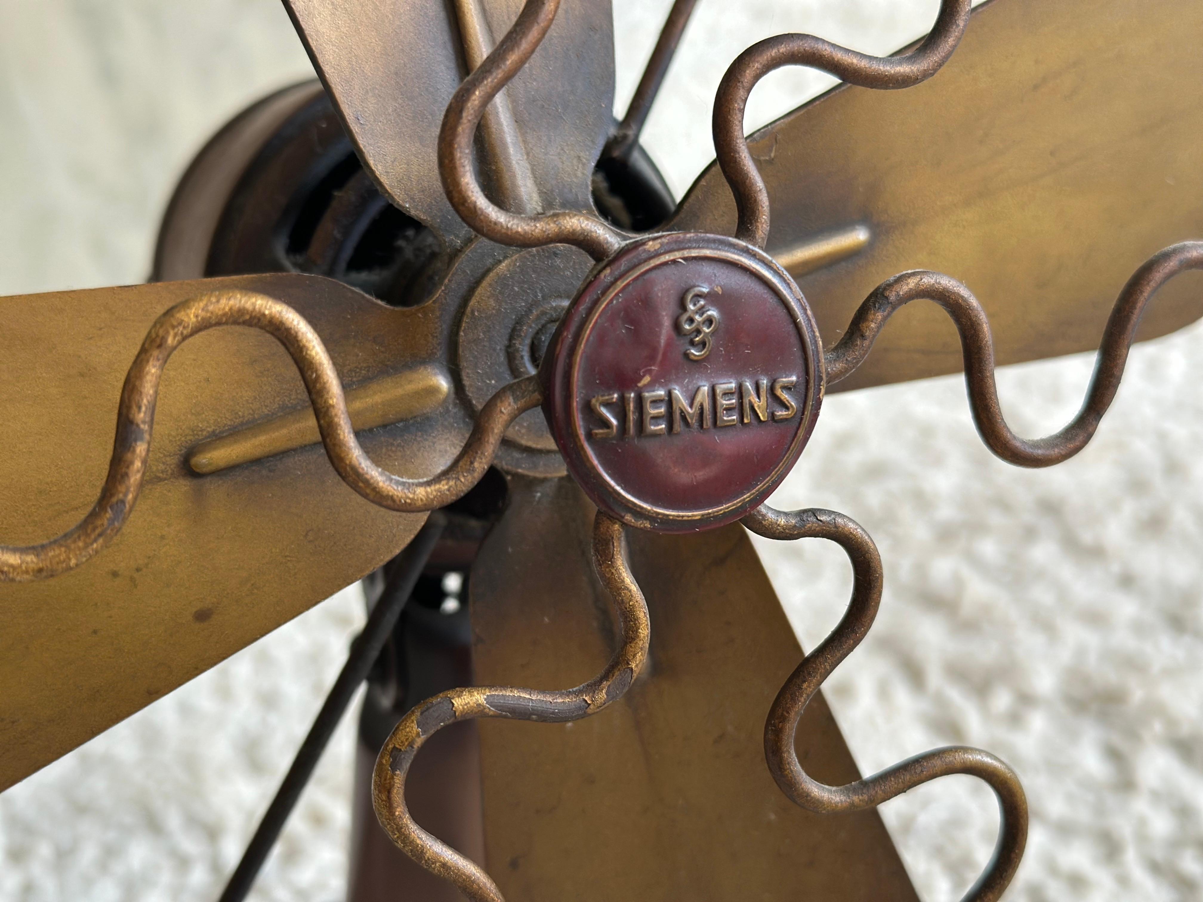 German Antique Siemens Art Deco Bakelite & Brass Fan, 1920s For Sale