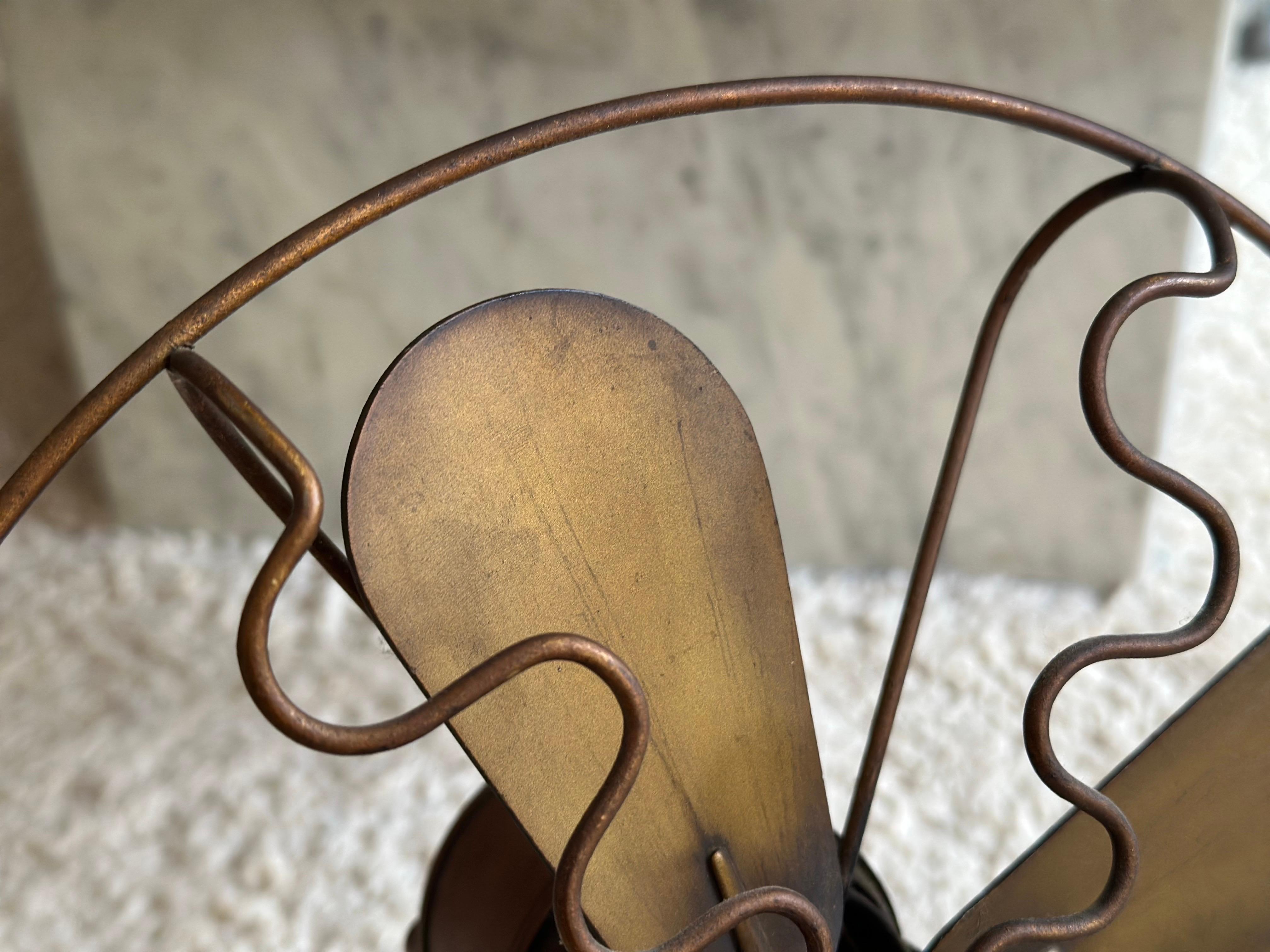 Antique Siemens Art Deco Bakelite & Brass Fan, 1920s In Distressed Condition For Sale In Hamburg, DE