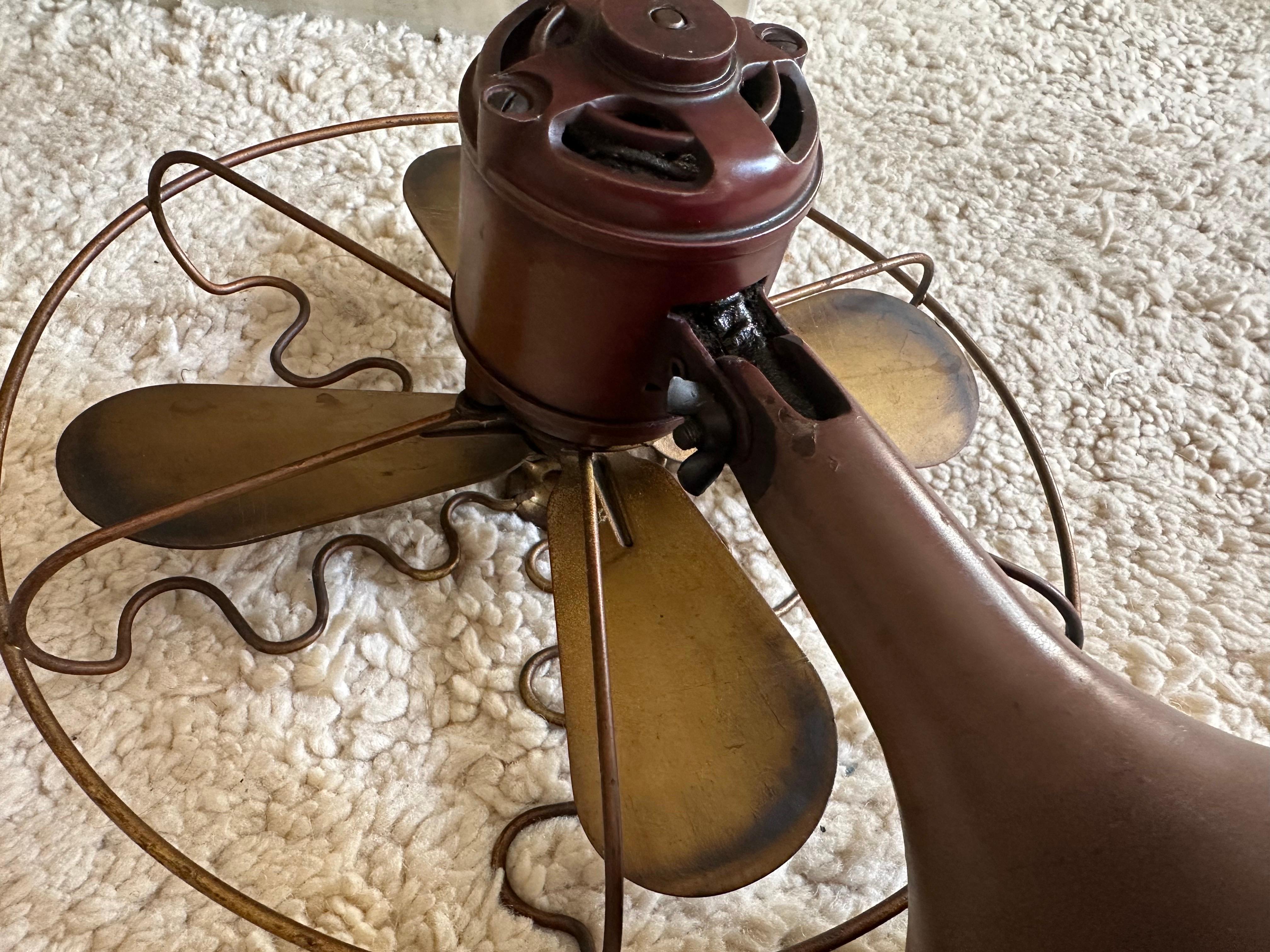 Antique Siemens Art Deco Bakelite & Brass Fan, 1920s For Sale 1