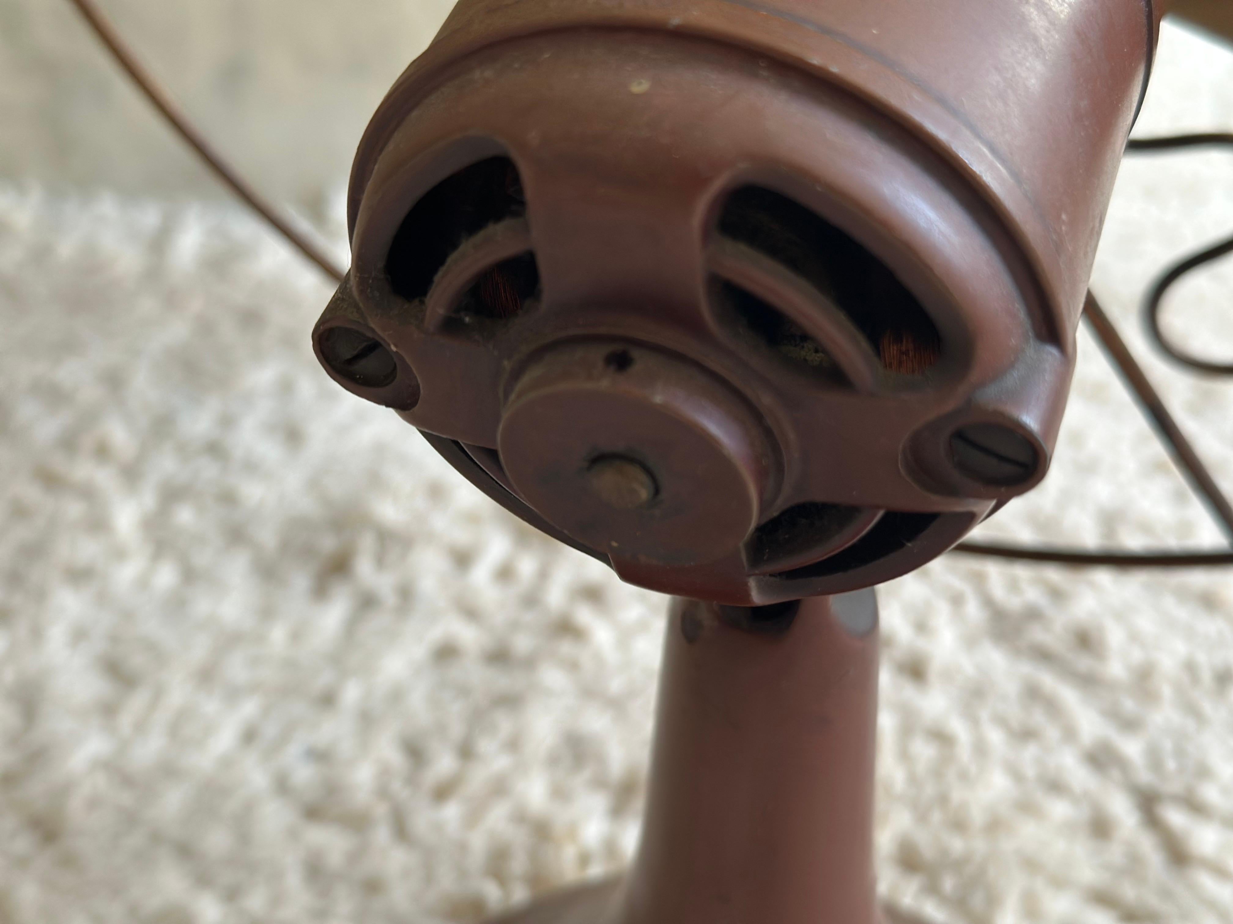 Antique Siemens Art Deco Bakelite & Brass Fan, 1920s For Sale 3