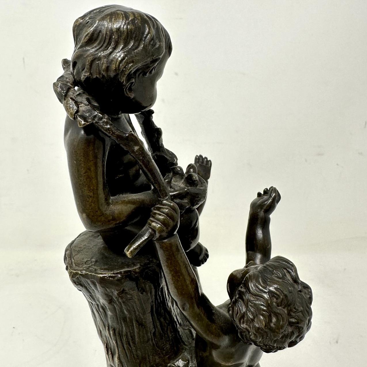 XIXe siècle Antique groupe de chérubins de Bacchanalia en bronze de Sienne Atrib Claude Michel Clodion en vente