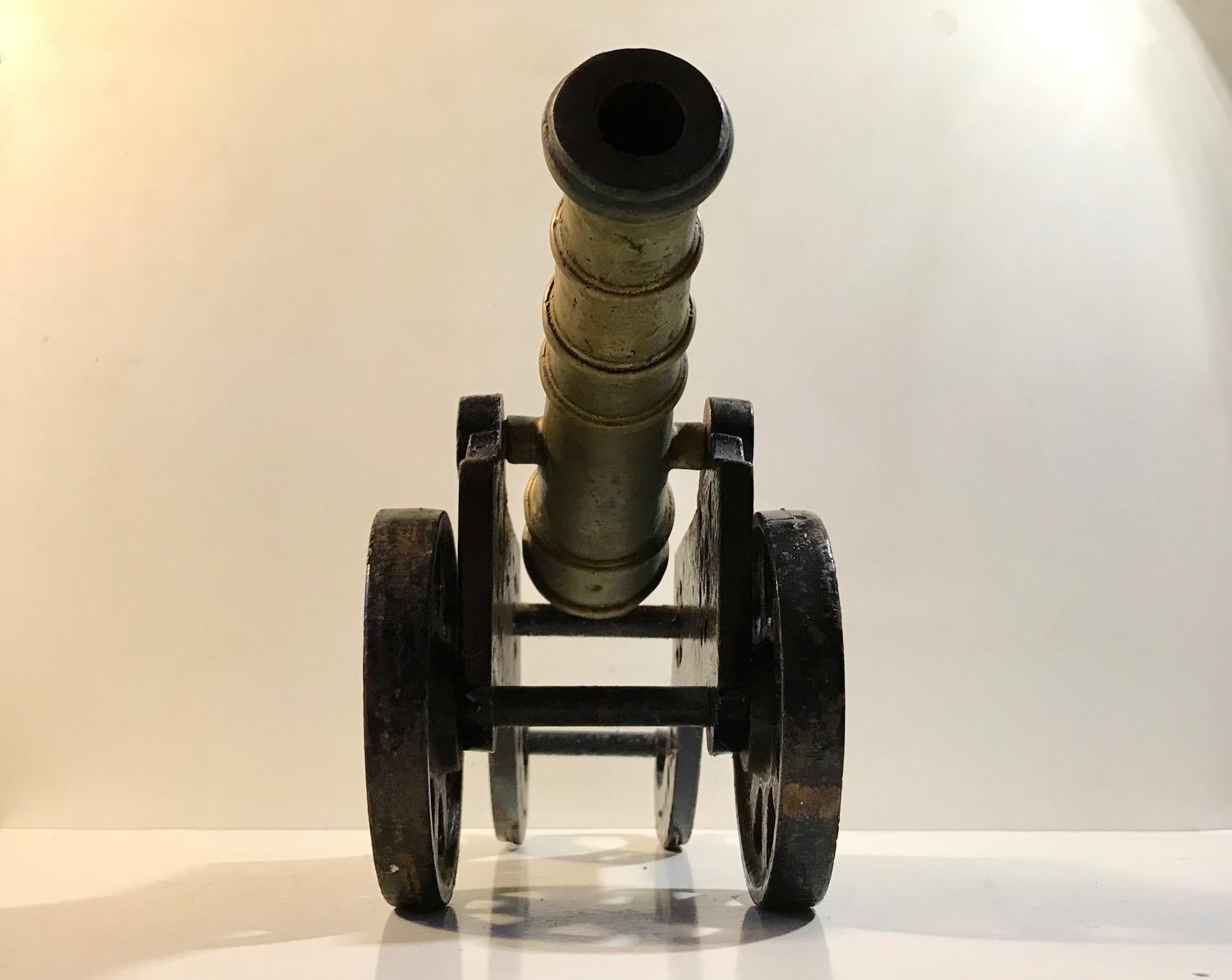 Antique Signal Canon, 19th Century, England In Good Condition In Esbjerg, DK