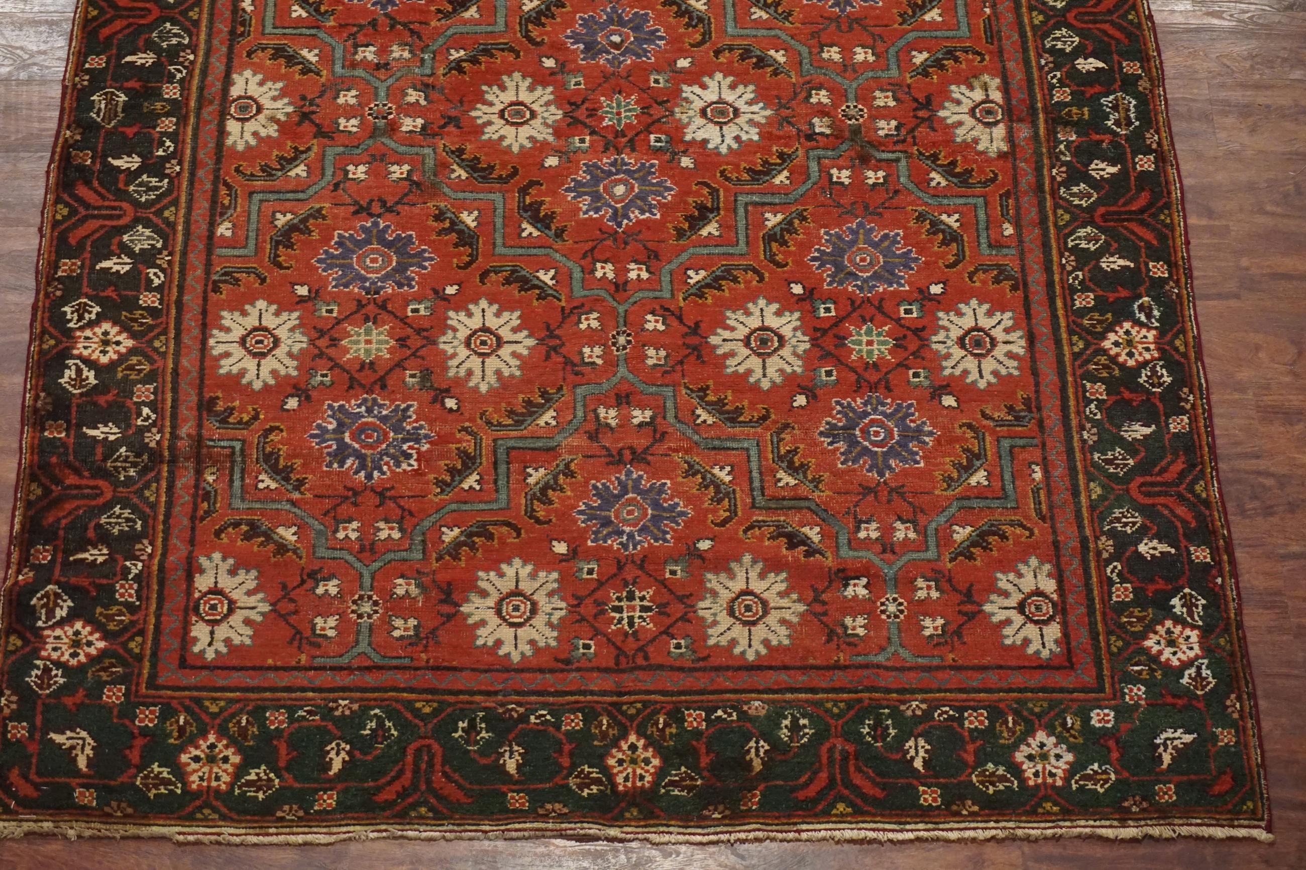 Tapis ancien signé Agra, datant d'environ 1880 Bon état - En vente à Laguna Hills, CA