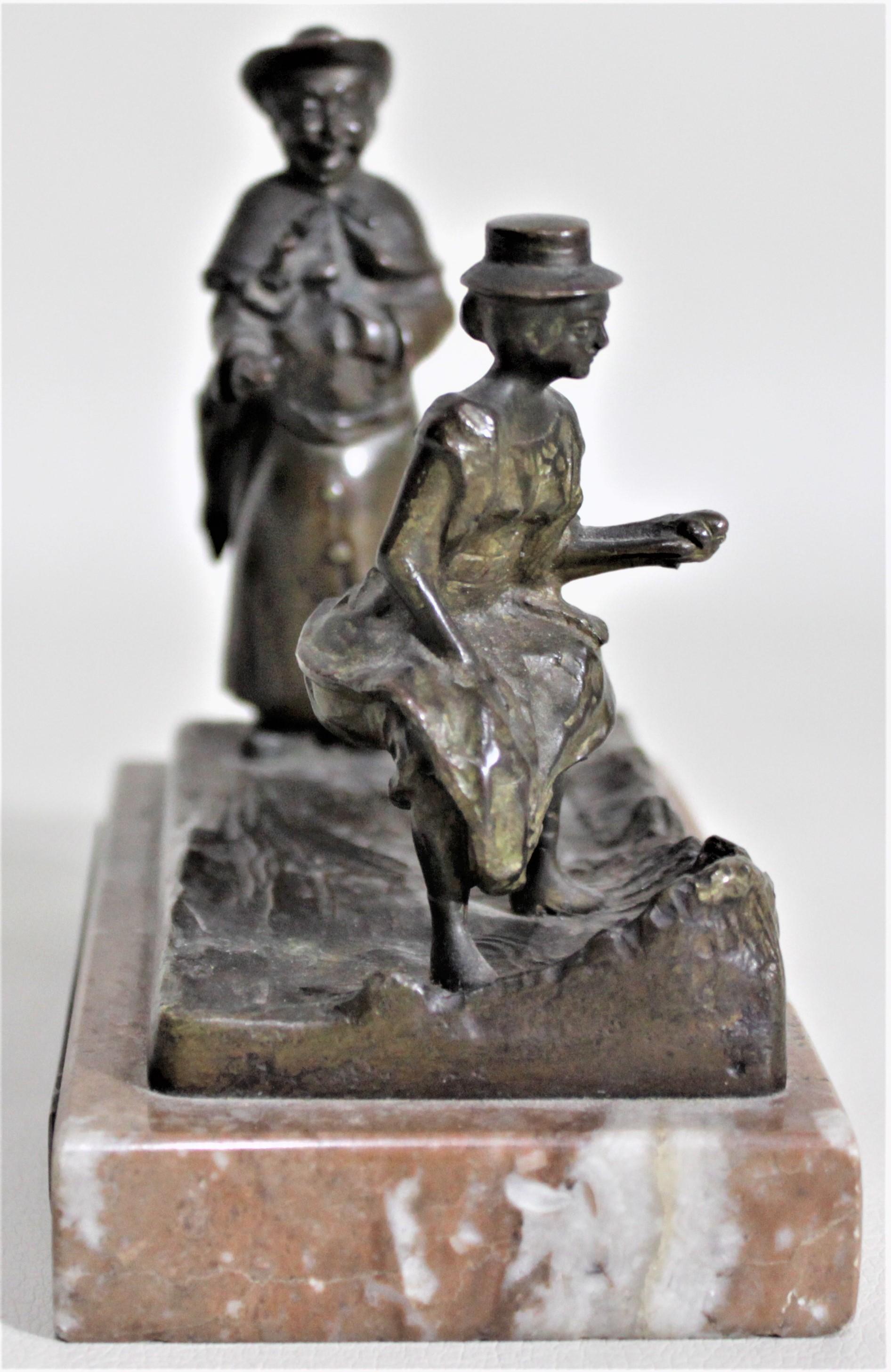 Français Ancienne sculpture érotique française articulée en bronze coulé signée Bahnert en vente