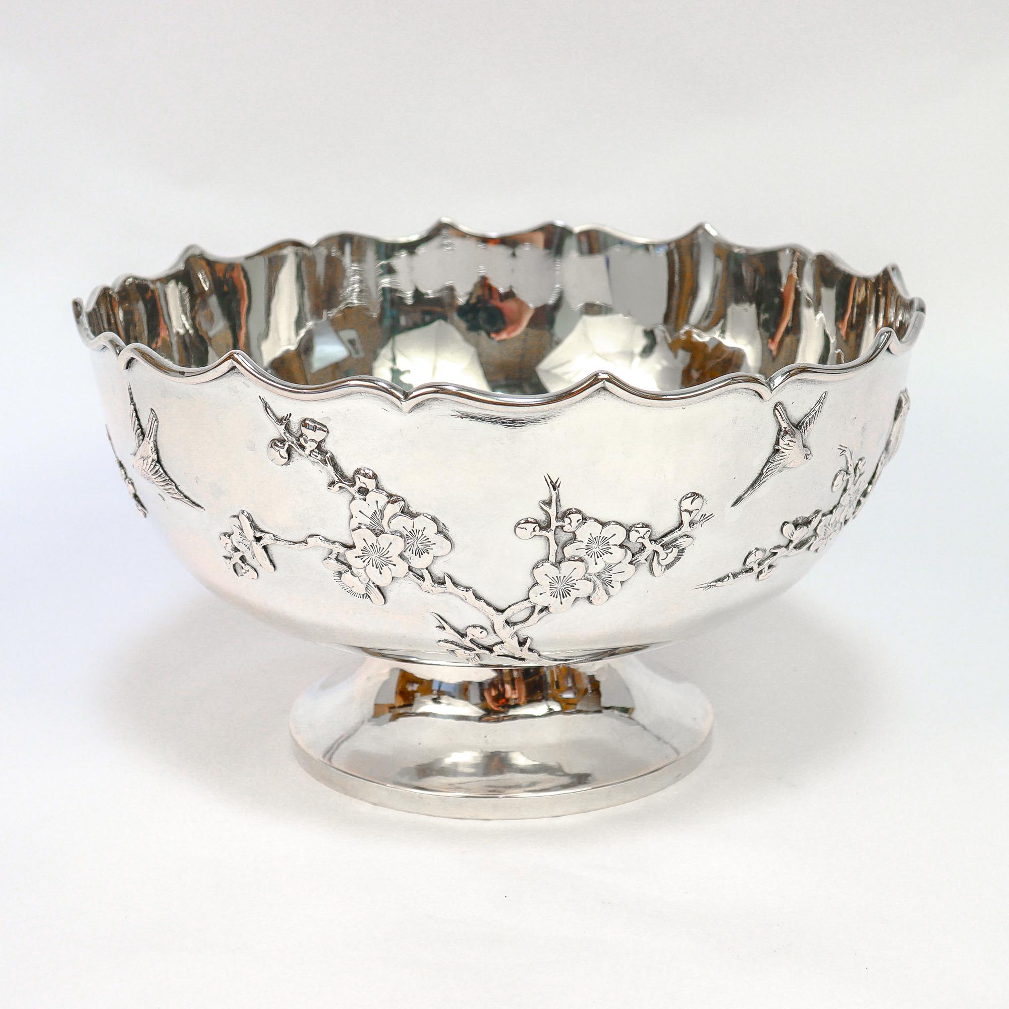 Ancienne coupe à pied en argent sterling signée de l'exportation chinoise par Sing Fat Bon état - En vente à Philadelphia, PA
