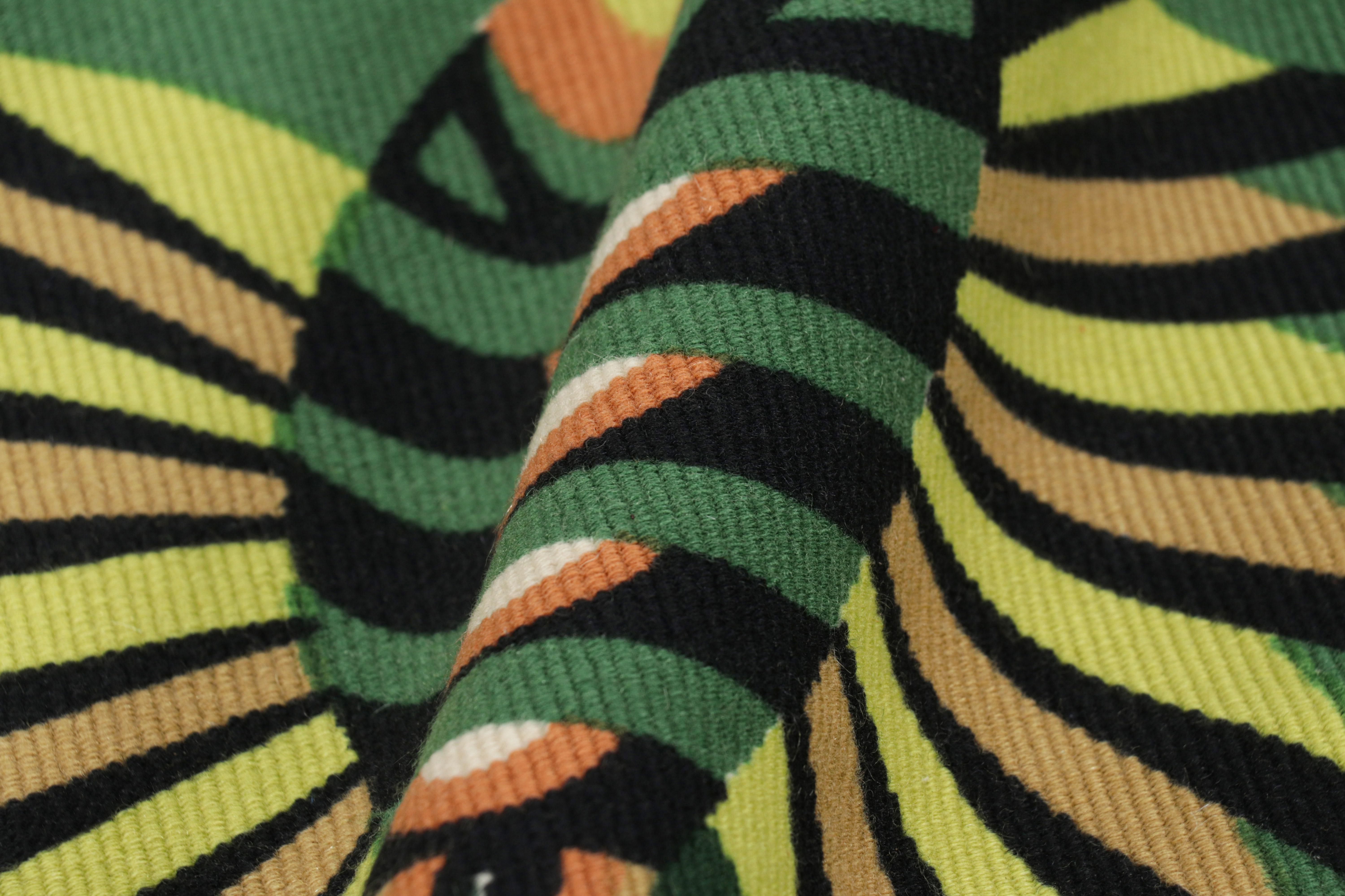 Laine Antiquité signée Jean Picart le Doux Tapisserie picturale verte - Rug & Kilim en vente