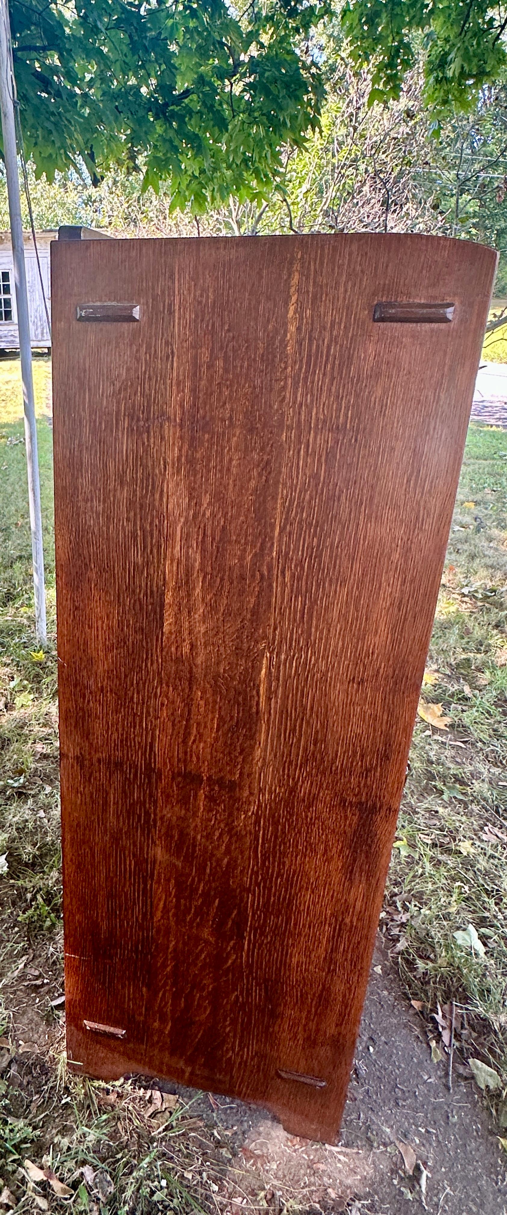 Armoire ancienne à une porte signée Gustav Stickley - W8028 en vente 1