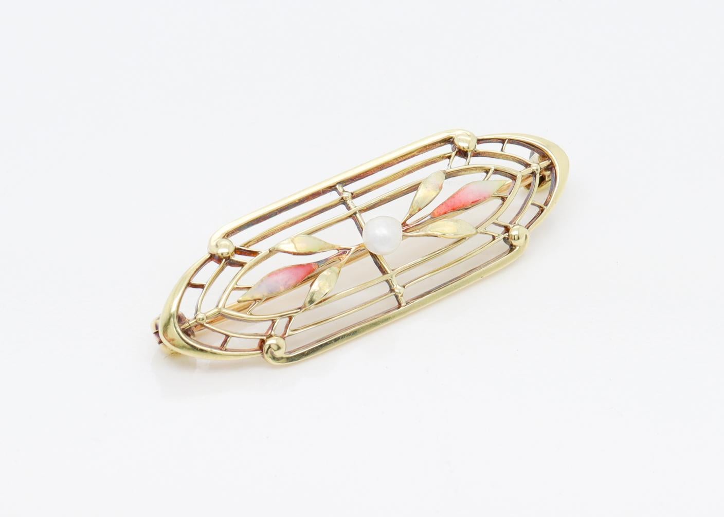 Broche ou épingle ancienne Art Nouveau signée Krementz en or 14 carats, émail et perles en vente 1