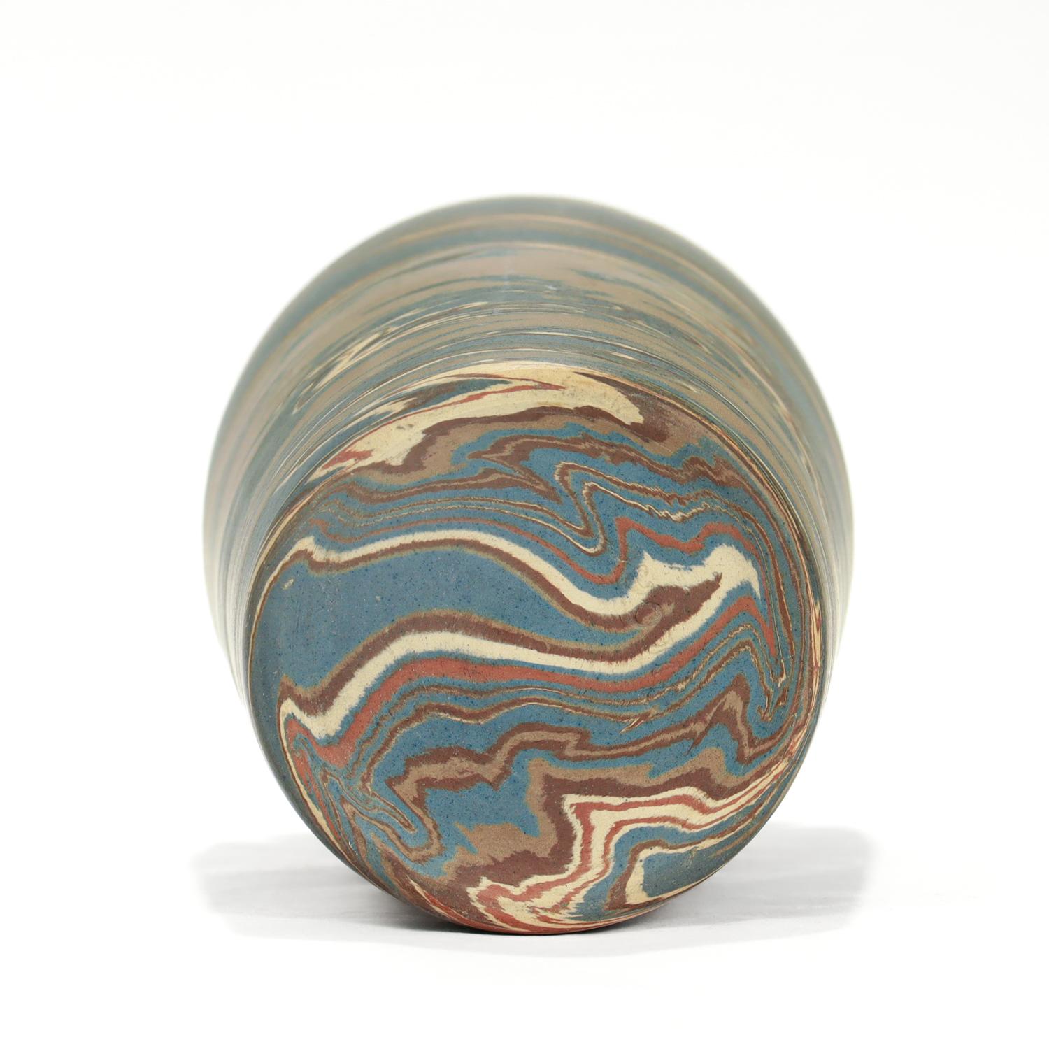 Antique Signed Niloak Marbleized Mission Swirl Ozark Pottery Vase For Sale 2