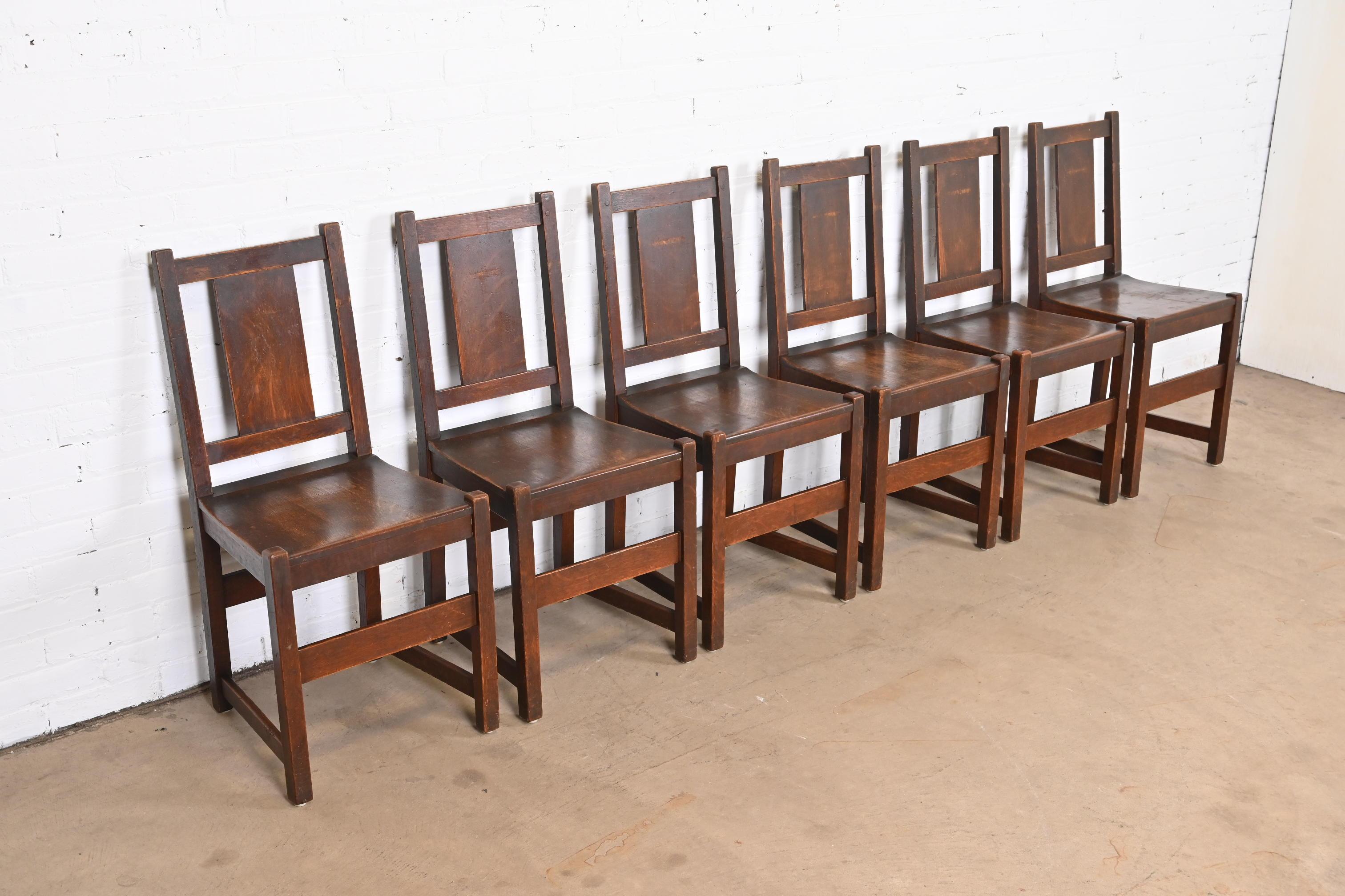 Antique Signed Stickley Mission Oak Arts & Crafts Dining Chairs, Circa 1900 In Good Condition In South Bend, IN
