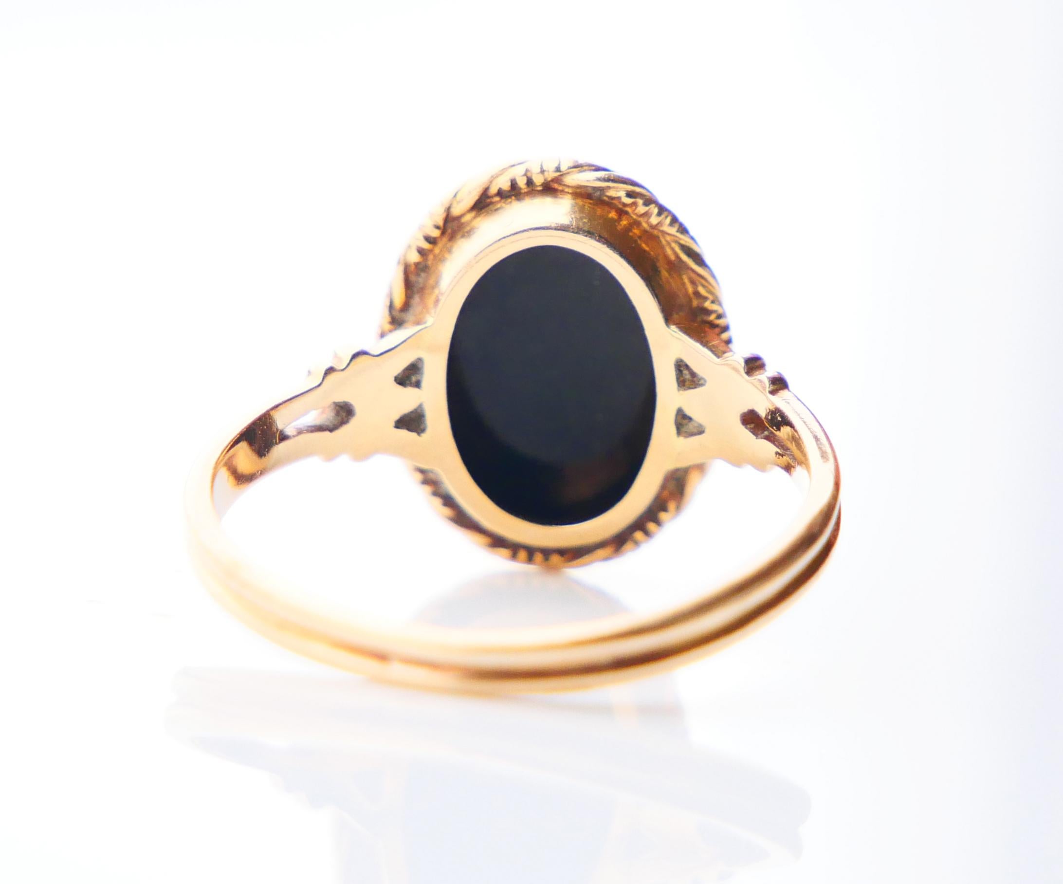 Oval Cut Antique Signet Cameo Ring 5ct Banded Onyx solid 18K Gold Ø6US /3.2gr For Sale