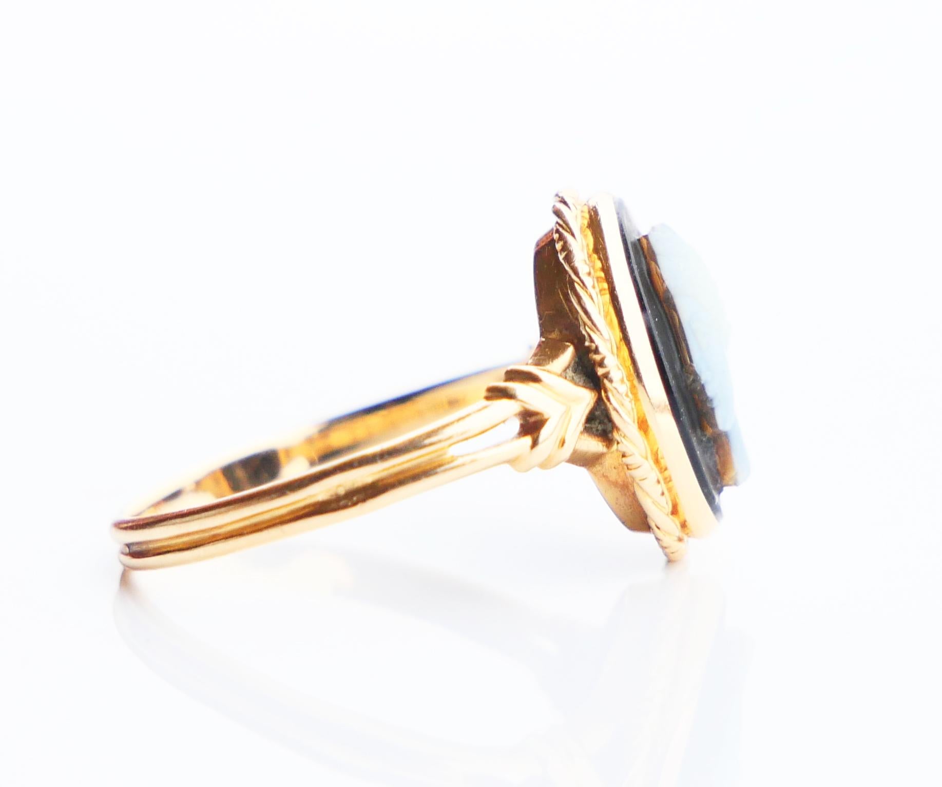 Antique Signet Cameo Ring 5ct Banded Onyx solid 18K Gold Ø6US /3.2gr For Sale 1