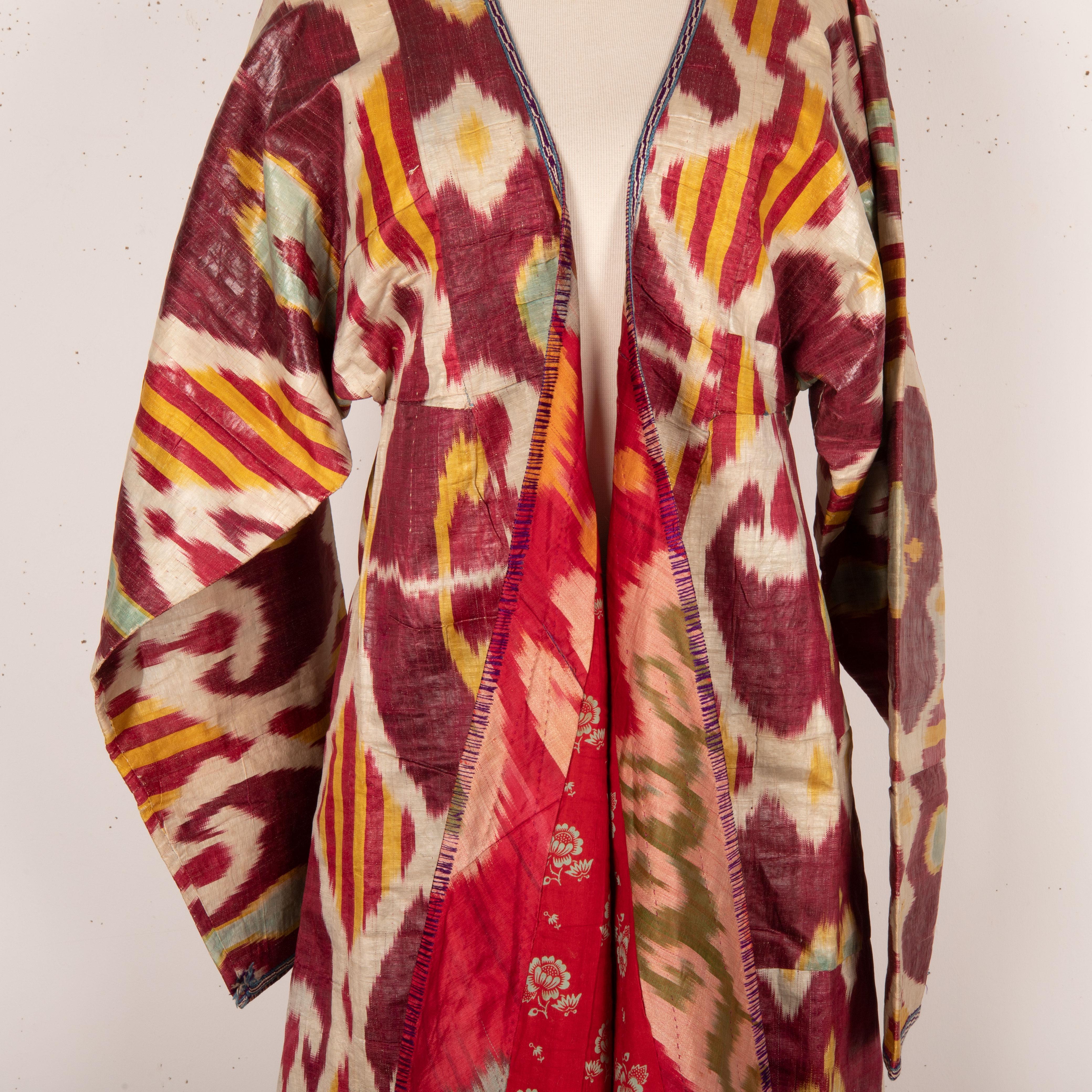 Antique silk and cotton Ikat from Uzbekistan, 19th C. 3