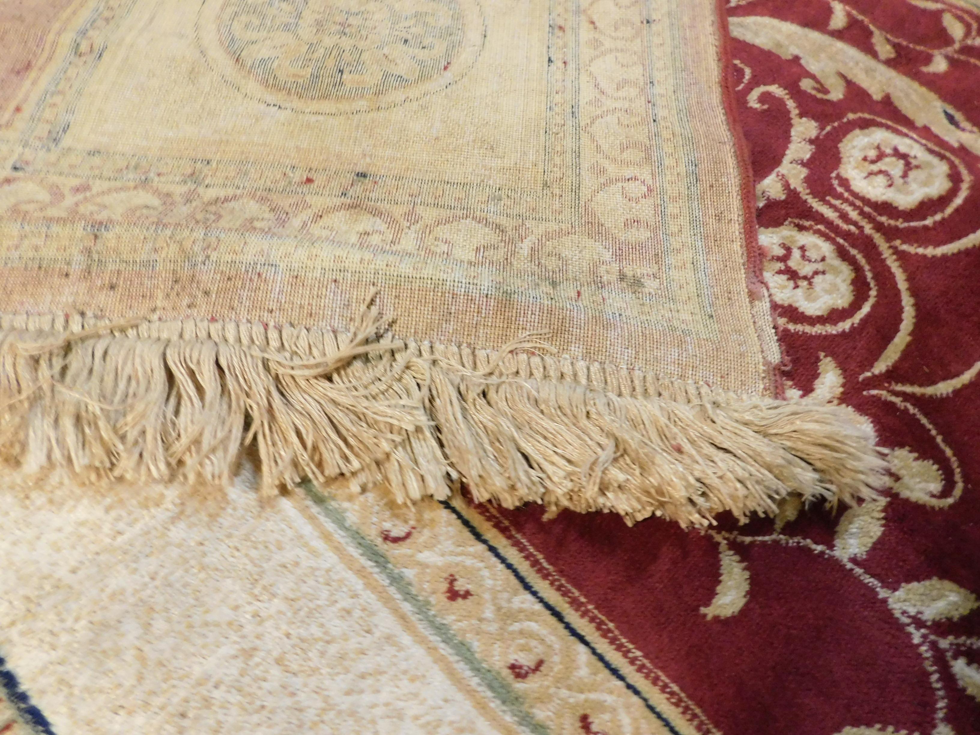 Antique Silk Carpet Red Beige, Neoclassical, 1800, Europe In Good Condition In Cuneo, Italy (CN)