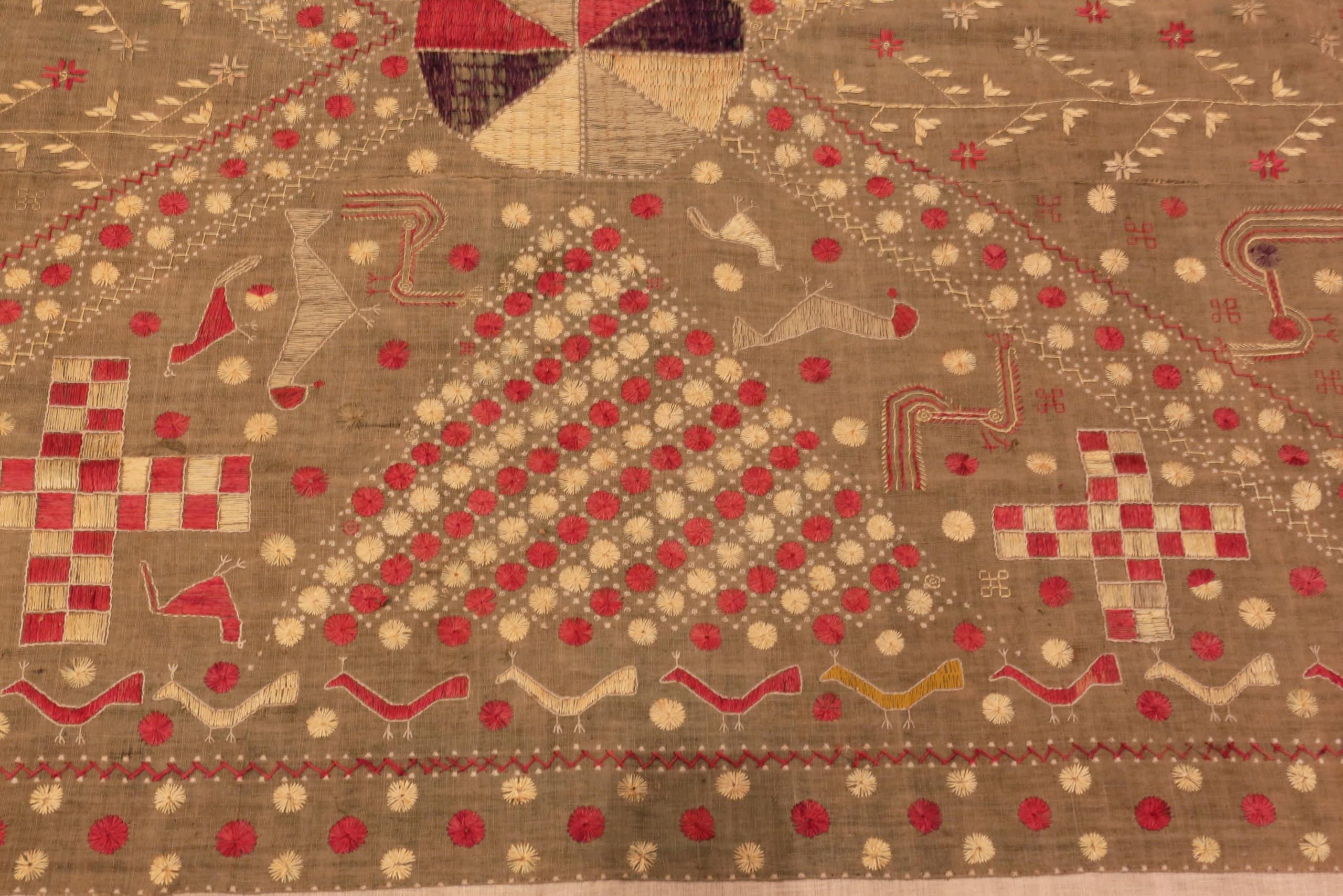 Antique Silk Indian Embroidery. Size: 4 ft x 7 ft 2 in For Sale 3