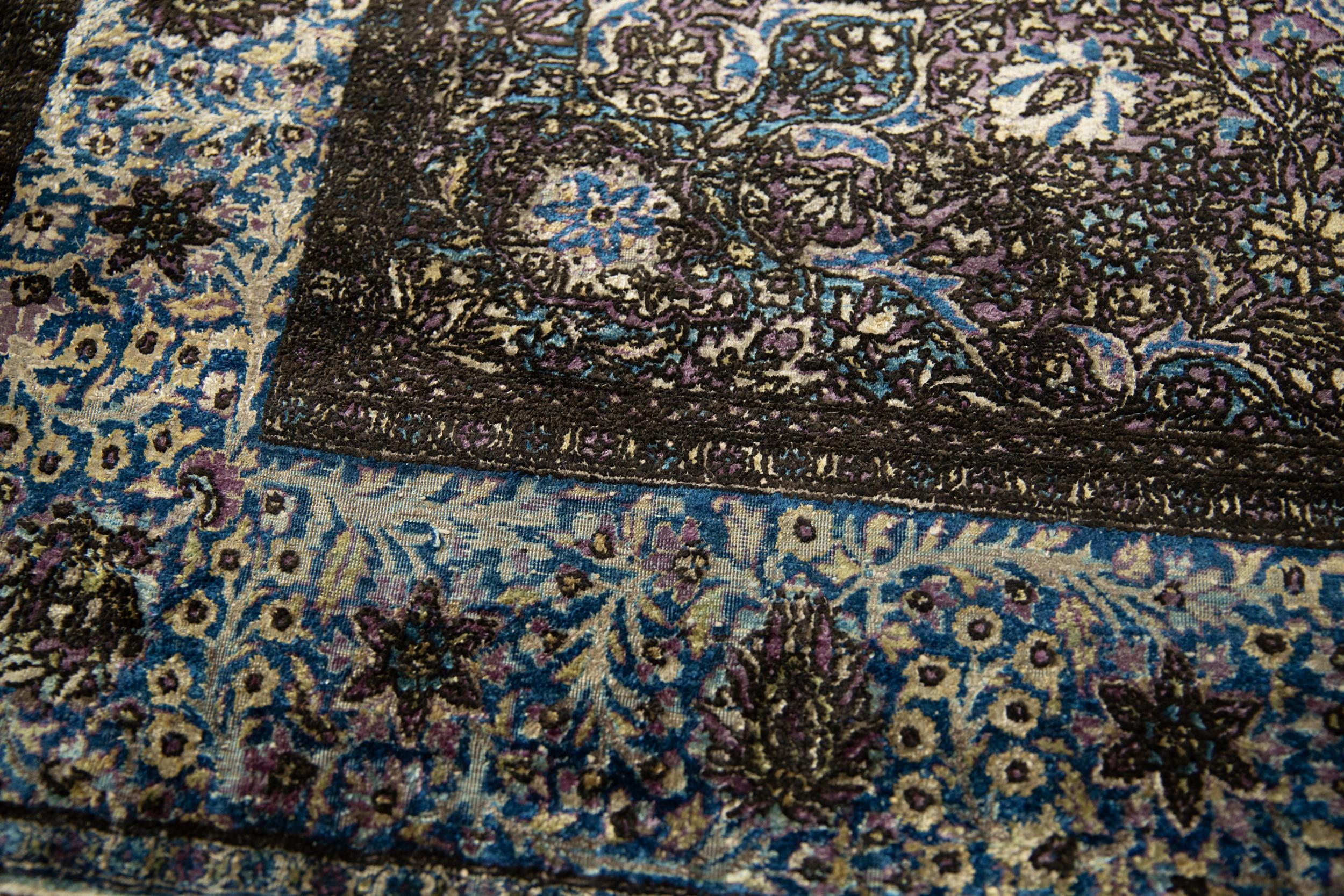 Antiker Kashan-Teppich aus Seide im Angebot 3