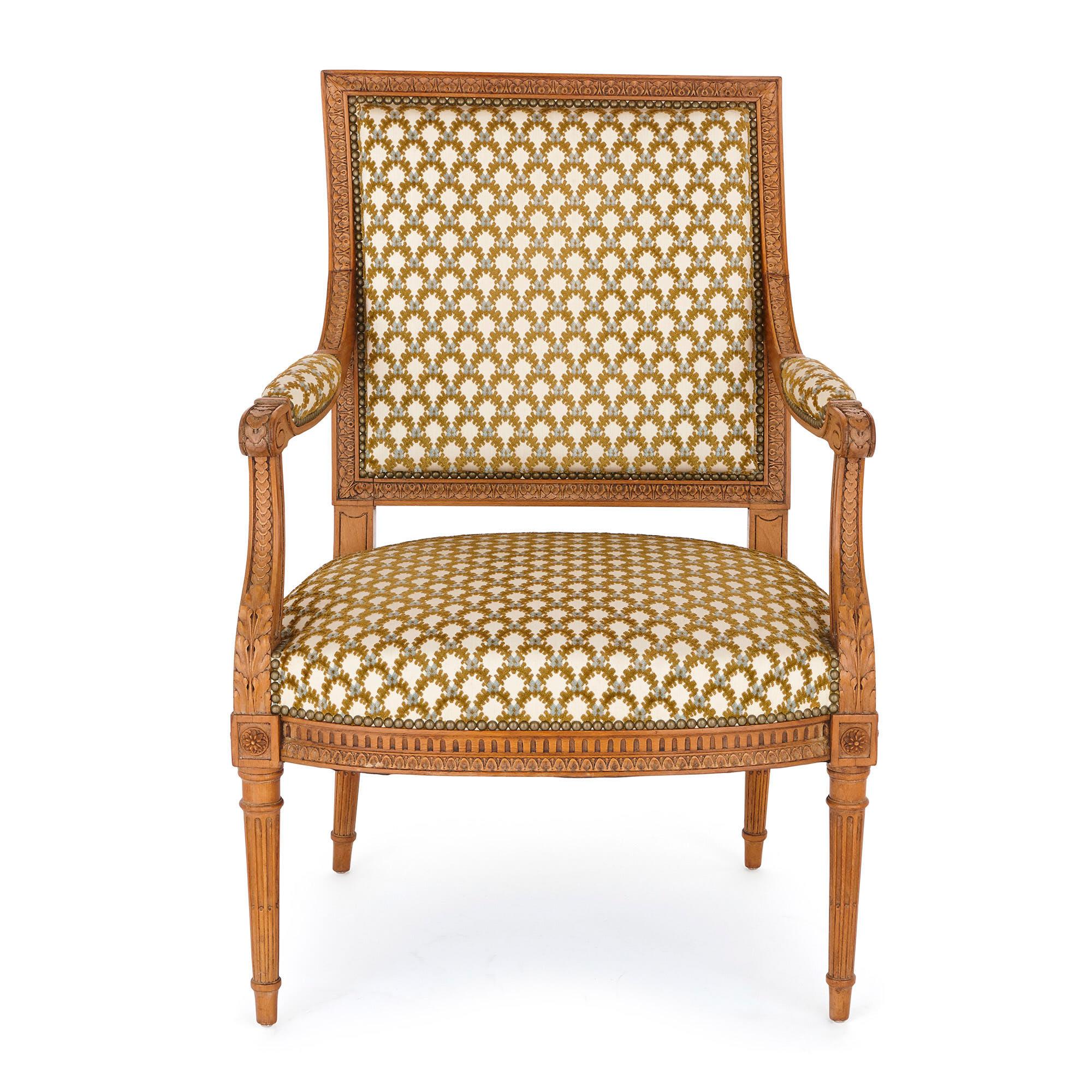 Louis XVI Antique Silk-Upholstered Beechwood Armchair by Linke For Sale