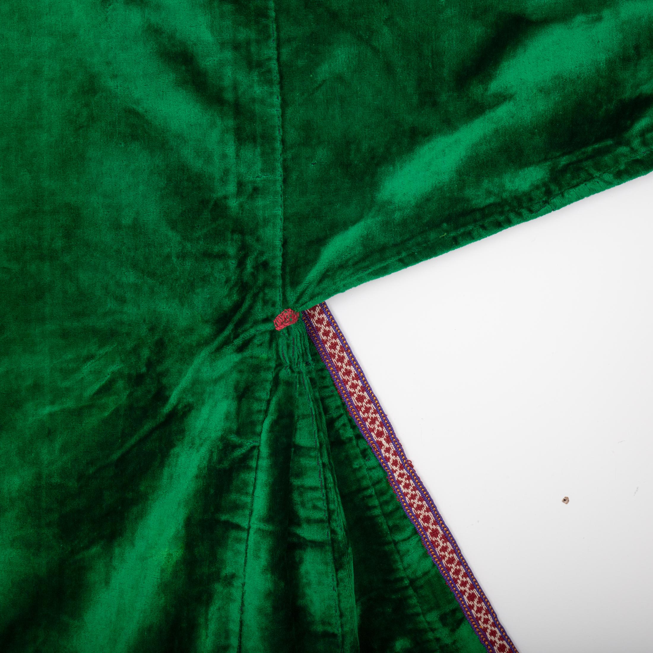 Uzbeko Antico Chapan in velluto di seta, Uzbekistan, 1900 in vendita