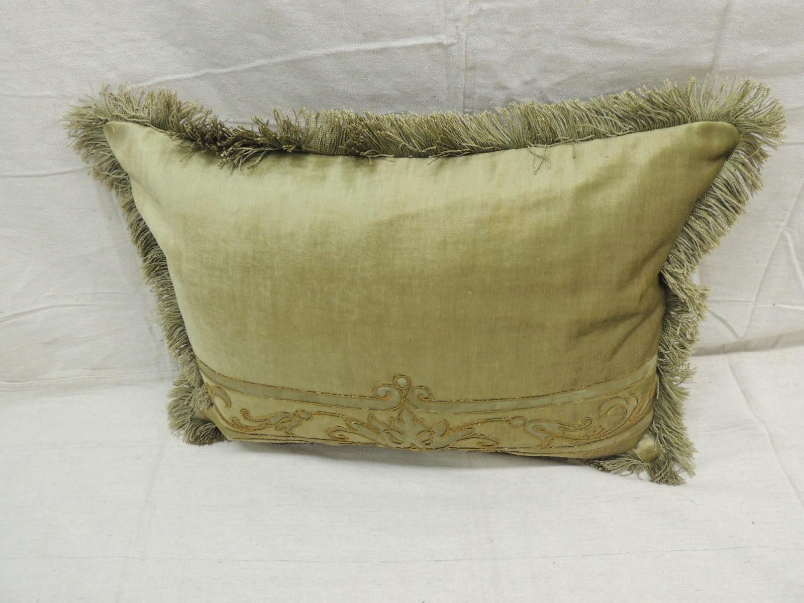 Antique silk velvet olive green applique decorative Bolster pillow.
Silk brocade embroidered green silk threads and applied onto silk velvet.
Original silk Brush trim from panel was used on pillows all around as trim.
(New) small check geen and
