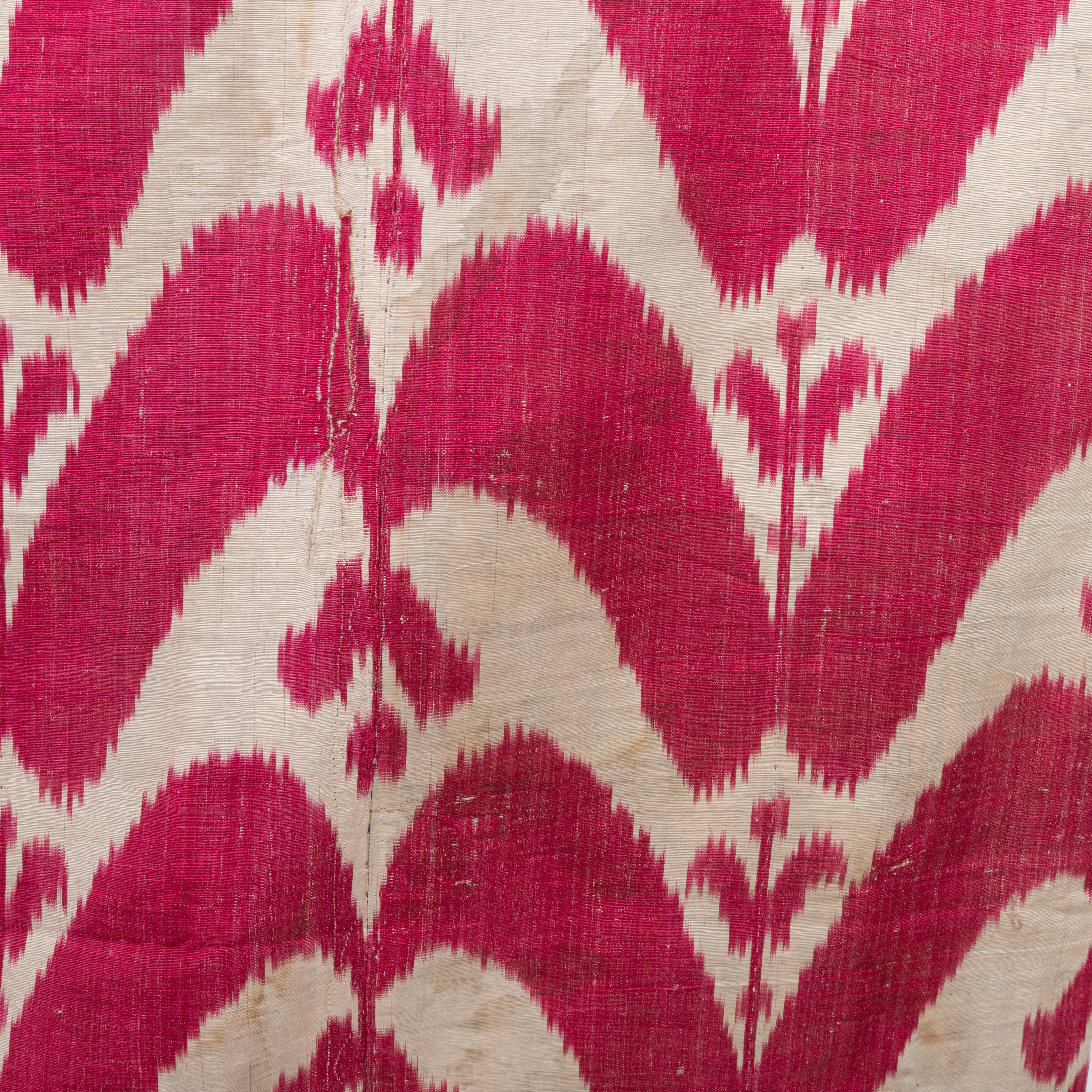Antike Seiden-Kett-Baumwoll-Schuss-Ikat-Tafel, spätes 19. Jahrhundert, Usbekistan im Angebot 3