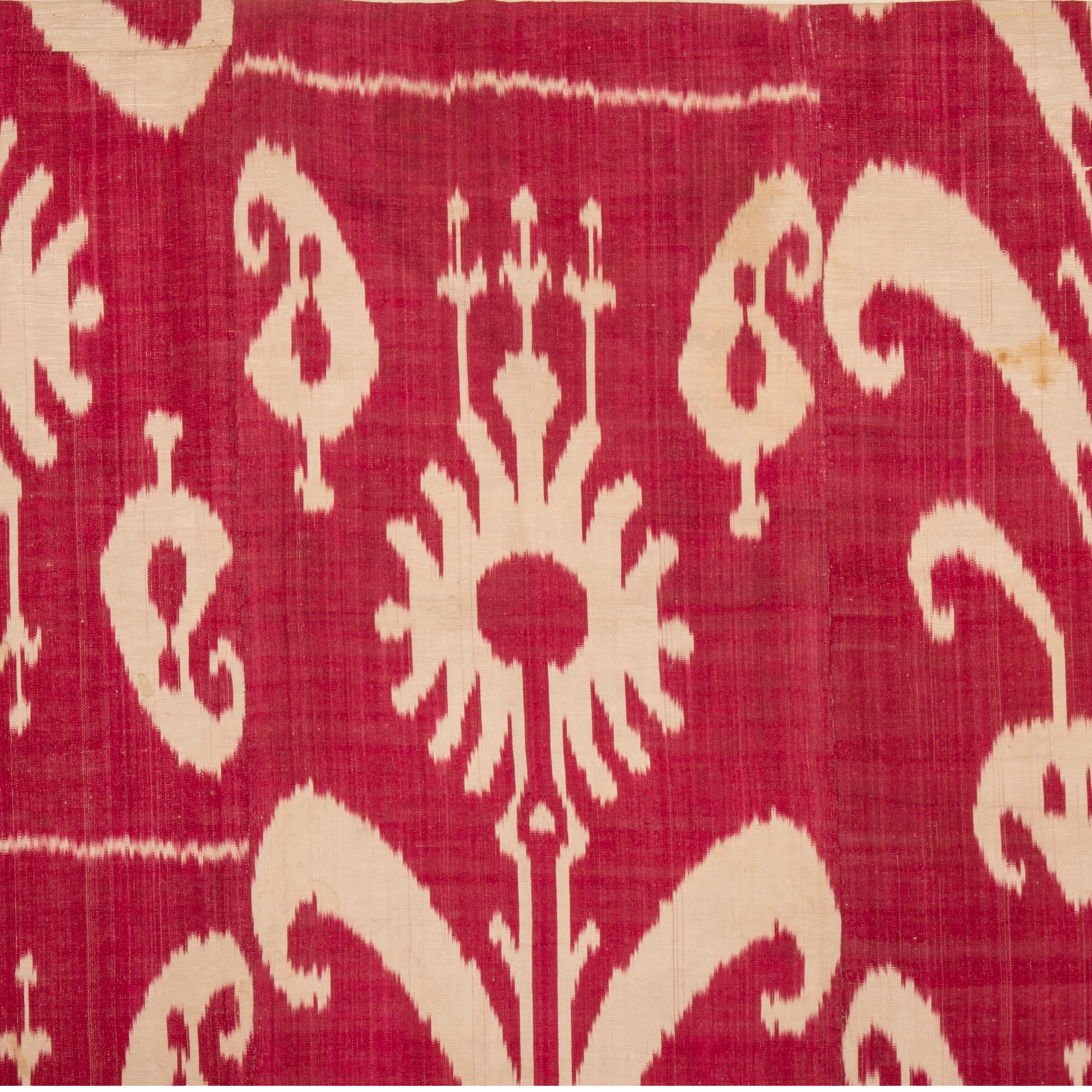 Antique Silk Warp Cotton Weft Ikat Panel, Uzbekistan, Central Asia, late 19th C. In Fair Condition For Sale In Istanbul, TR