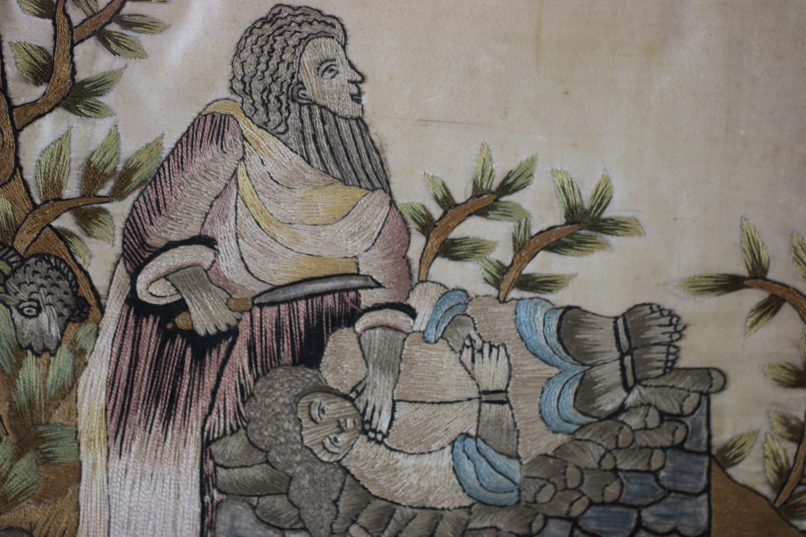 broderie en soie ancienne « Abraham offrant son fils Isaac » en vente 6