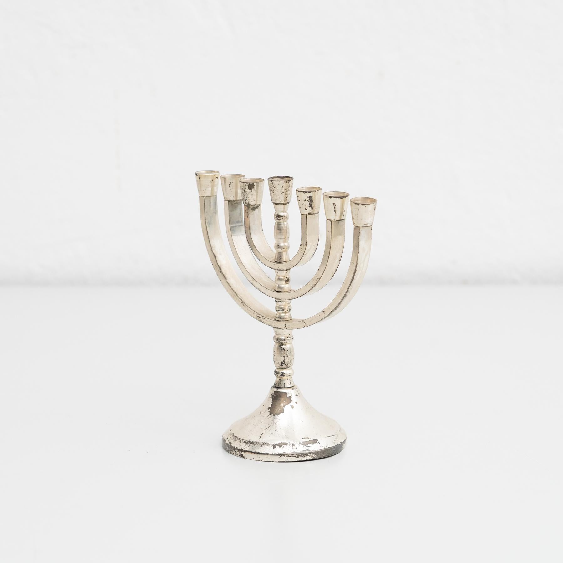 how many branches were on the original menorah