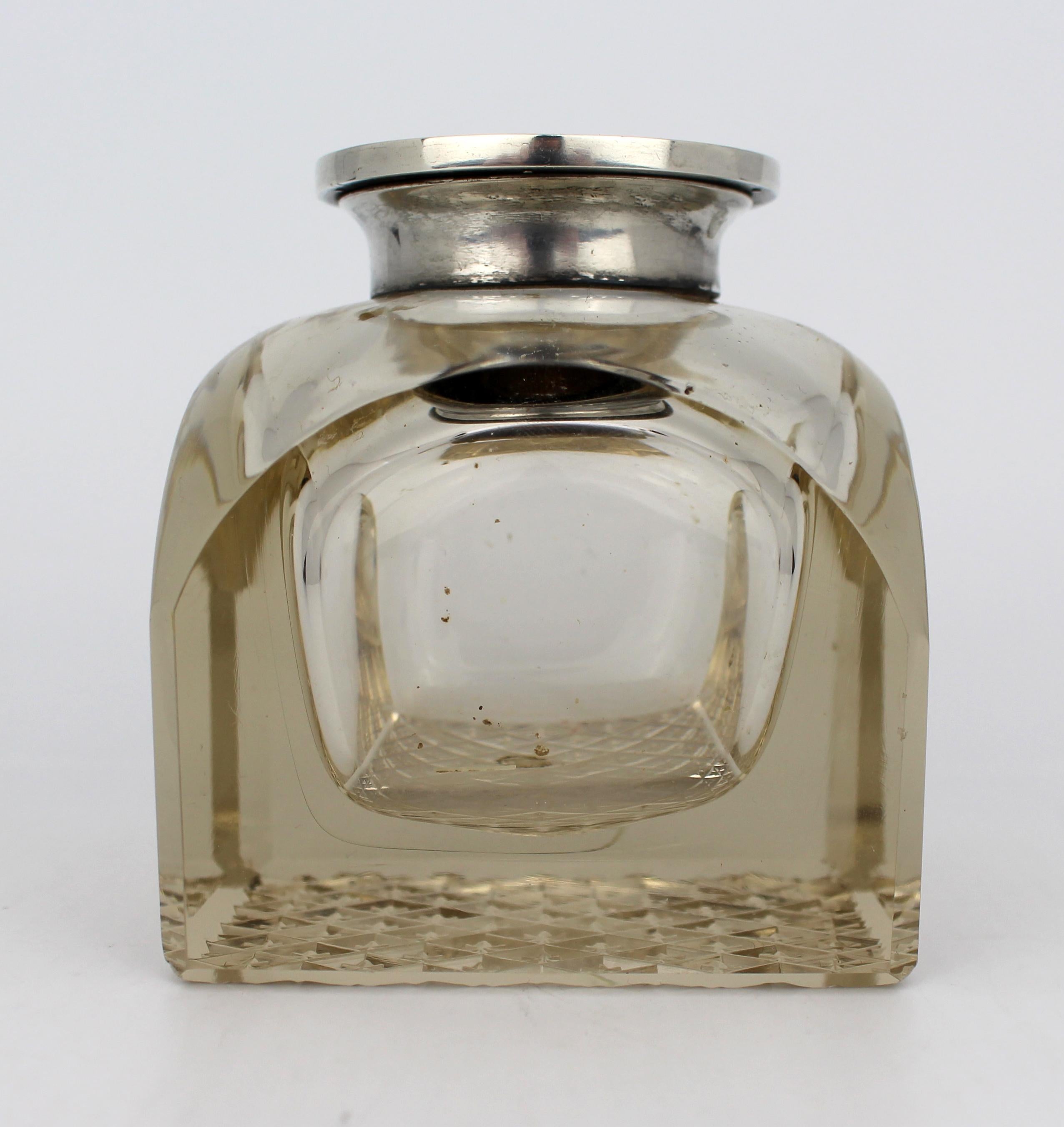 Encrier ancien en argent et verre taillé, Londres 1916 Bon état - En vente à Worcester, GB