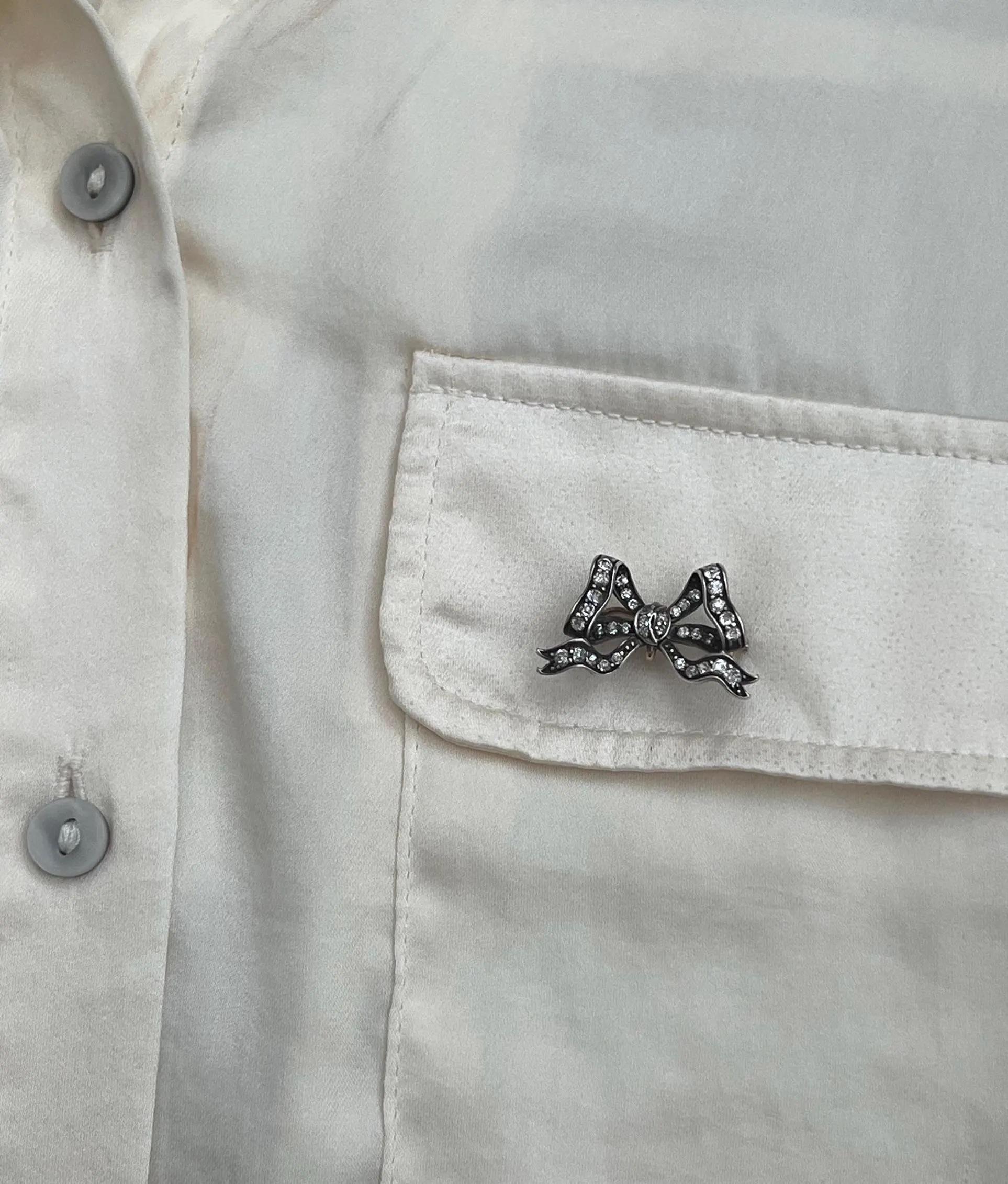 Broche en argent et en or de l'époque victorienne, avec des diamants taillés à l'ancienne. Bon état - En vente à Brighton, GB