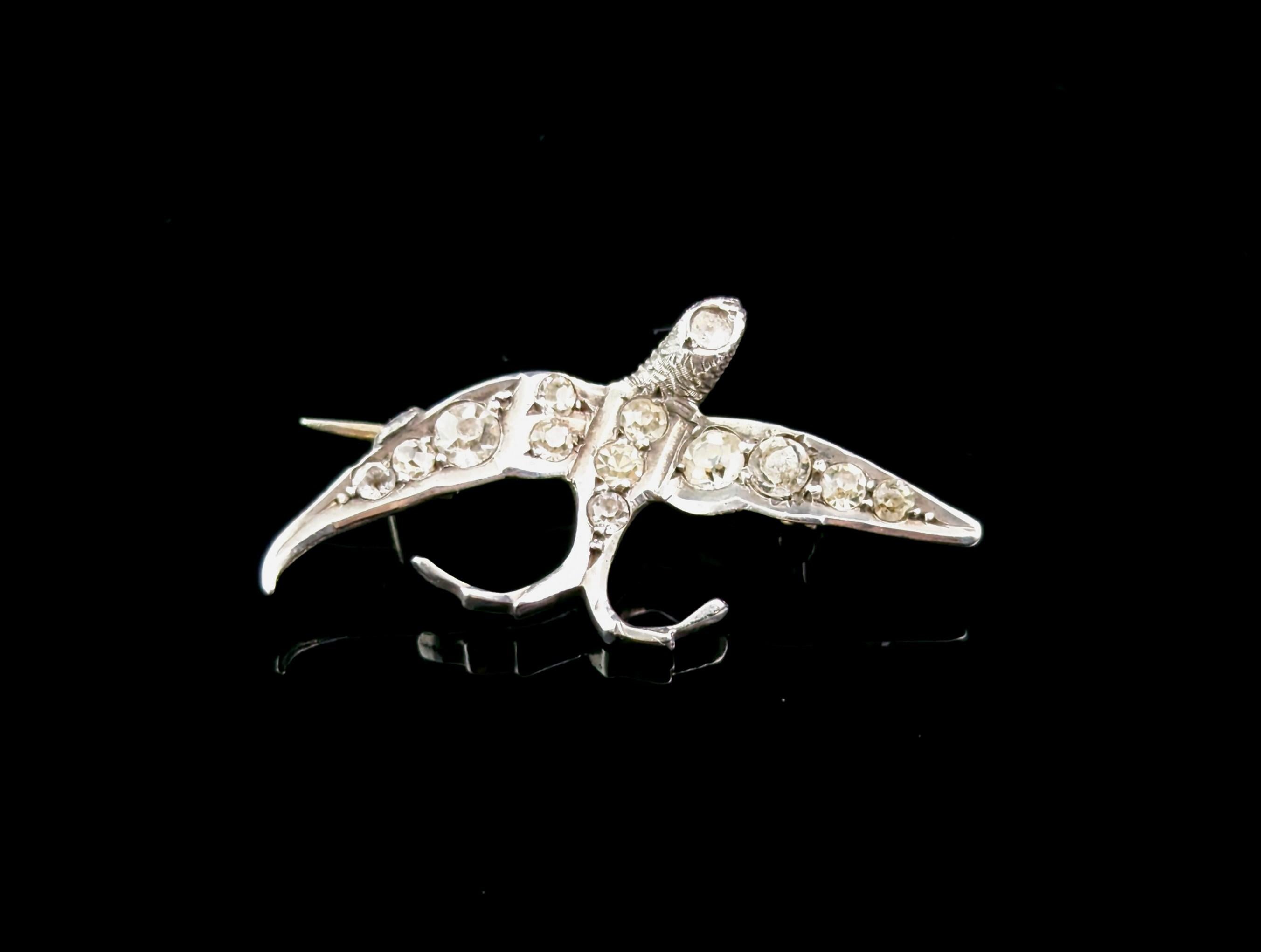 Antique silver and paste swallow brooch, Victorian In Good Condition For Sale In NEWARK, GB