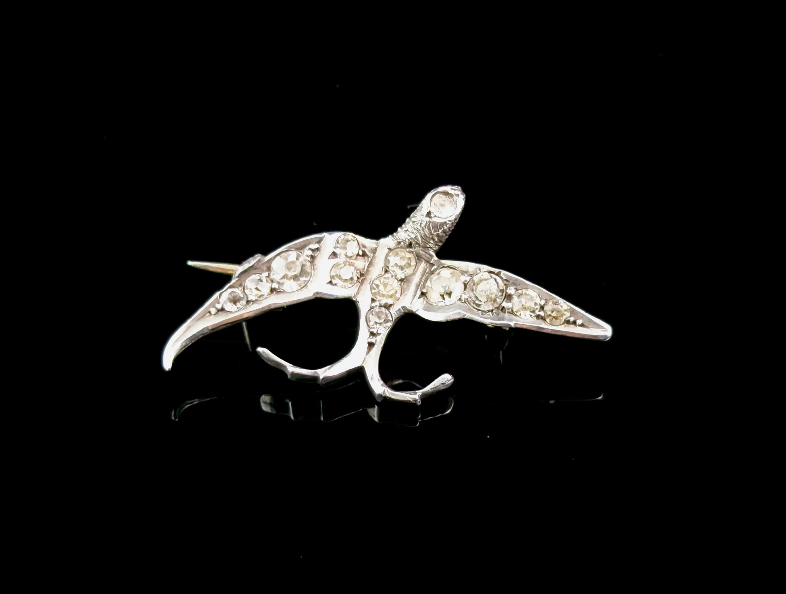 Antique silver and paste swallow brooch, Victorian  In Good Condition For Sale In NEWARK, GB