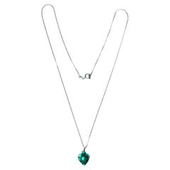Ciondolo a cuore in argento antico e turchese e catena in argento sterling