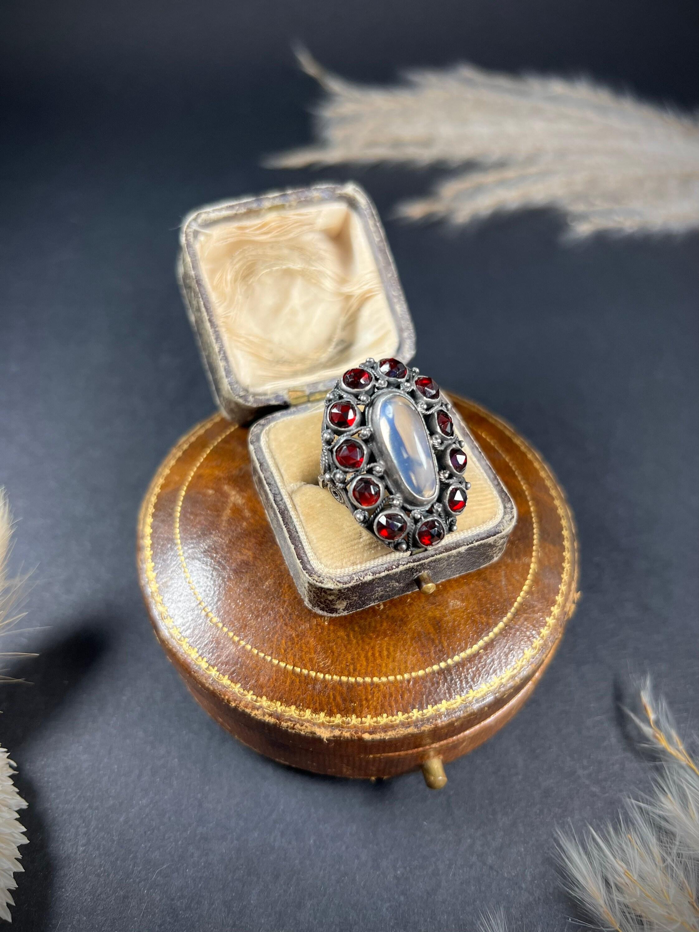 Mixed Cut Antique Silver Art Nouveau Moonstone & Garnet Statement Ring For Sale