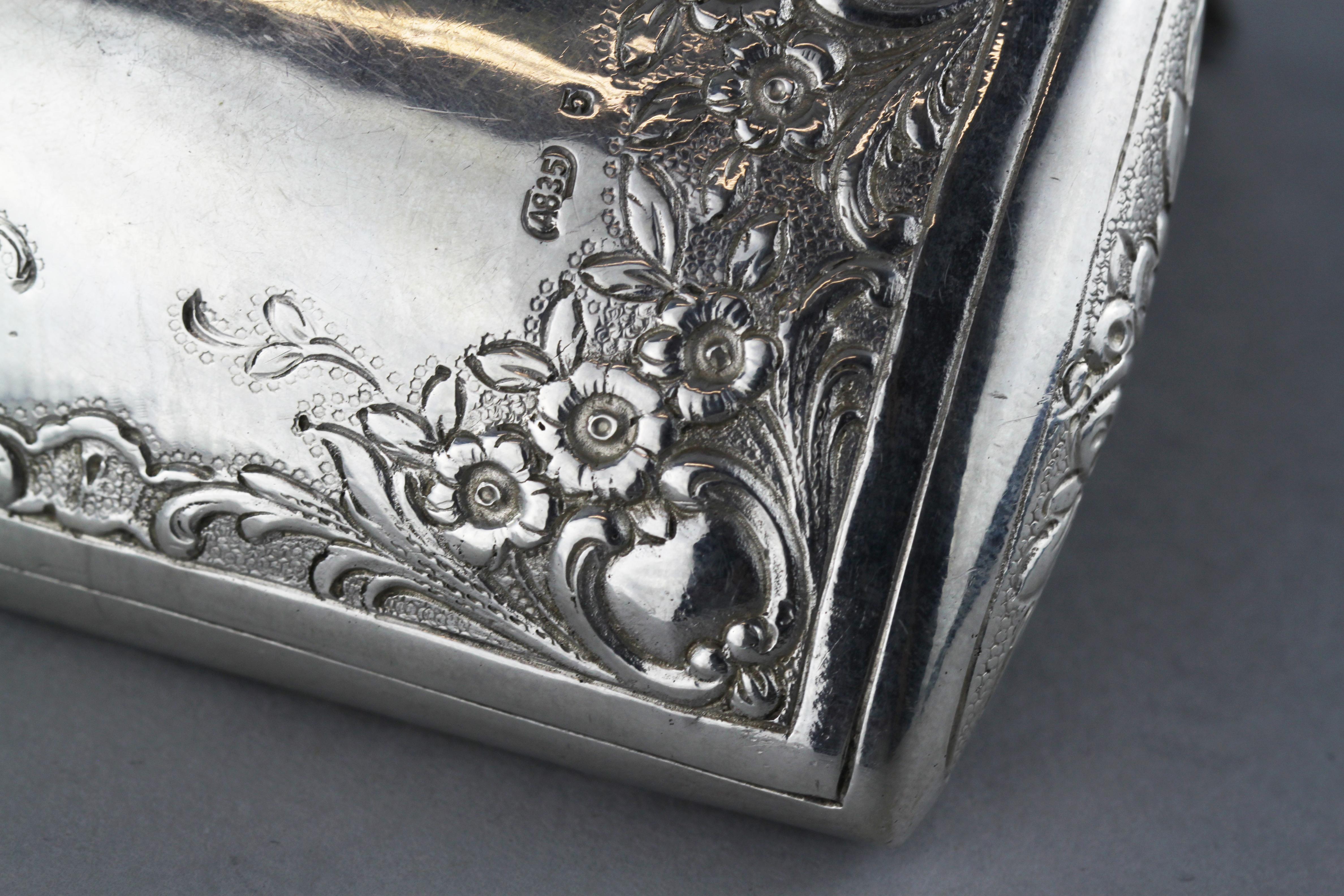 Antique Silver Belgian Early 20th Century Snuff Box 6
