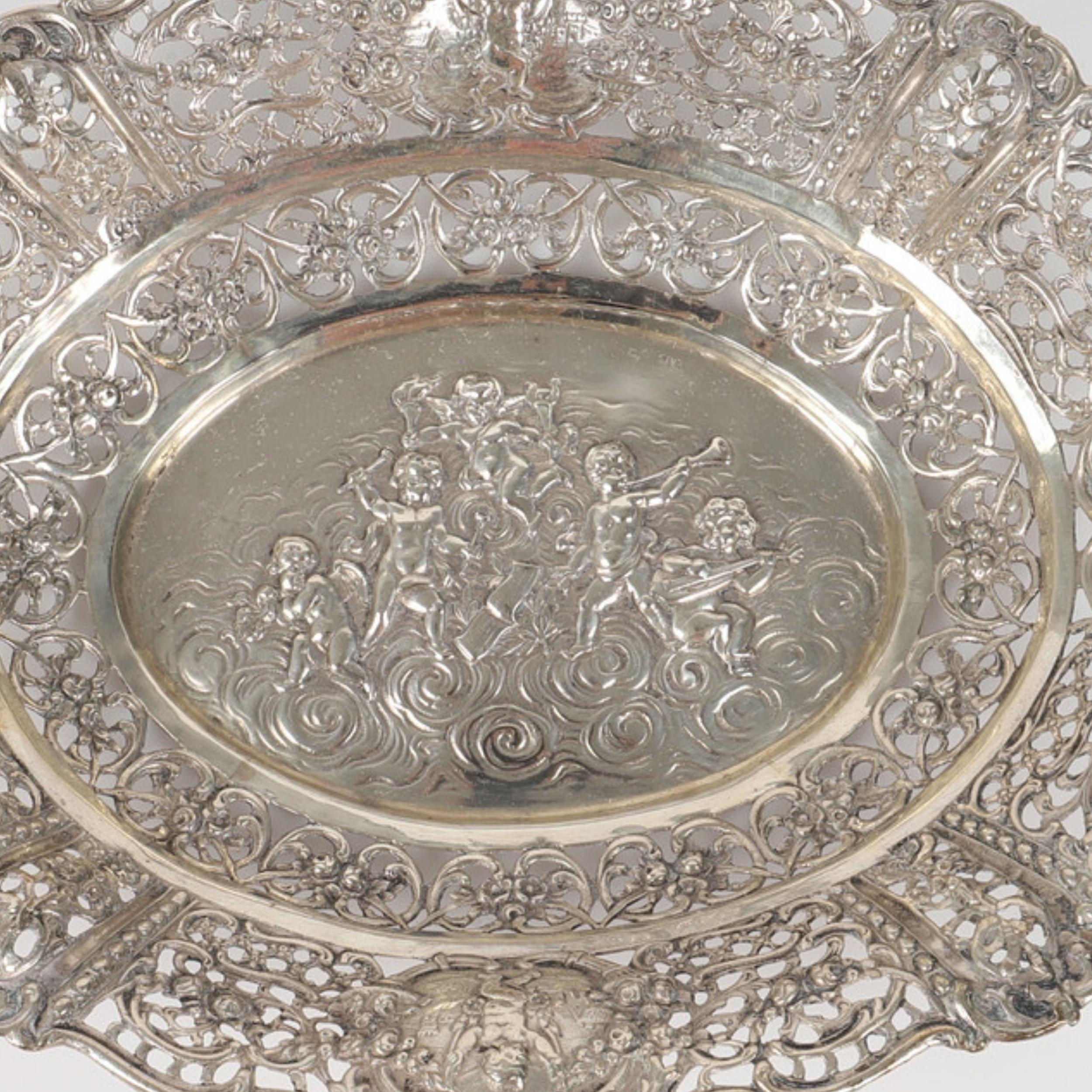 Antique Sterling Silver Bowl Small Fruit Basket Relief Pictori Decorative Object For Sale 1