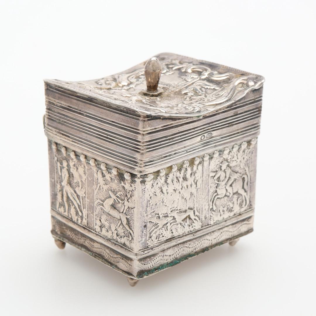 19th Century Antique Silver BOX Decorative Box, Sterling Silver Jewllery Box Home Decor For Sale