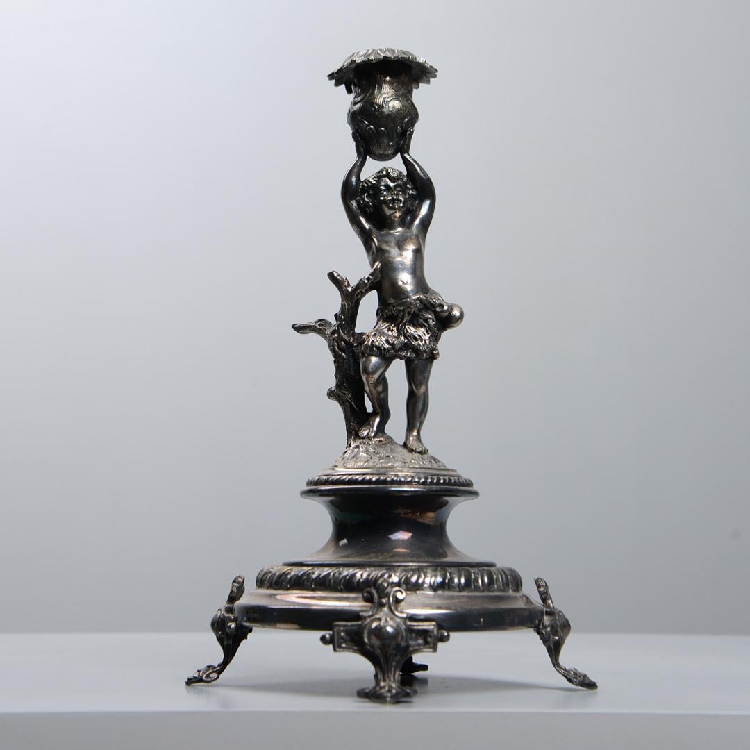 Métal Antique chandelier décoratif figurine bougeoir en argent sculpté en vente