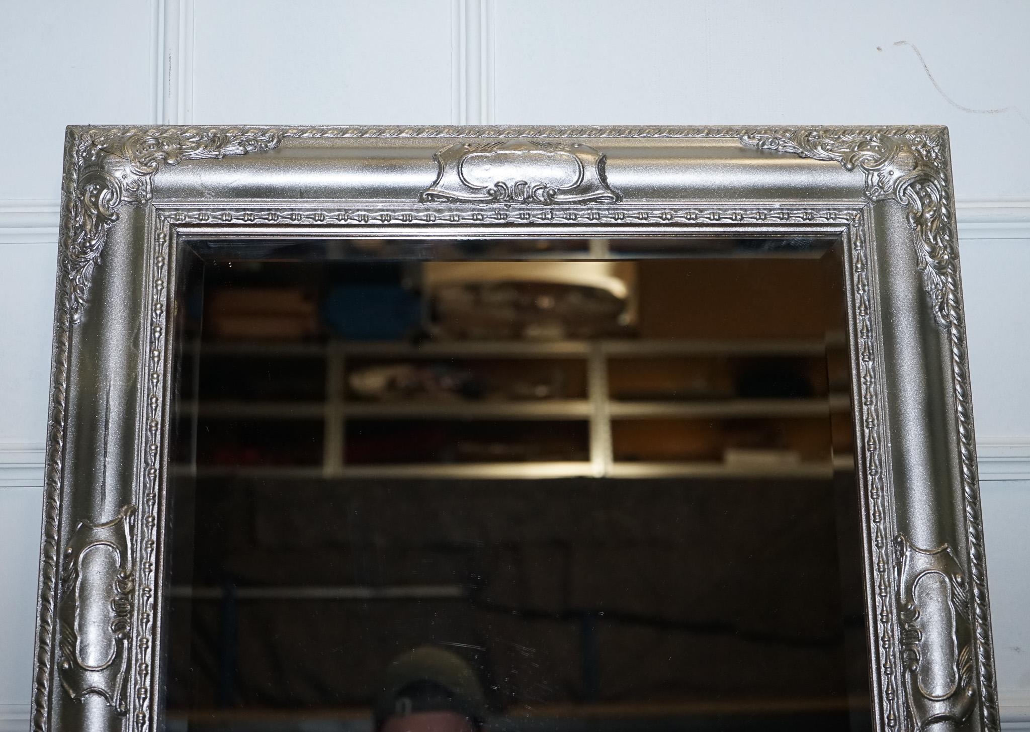 Fait main Antique Mirror RECTANGULAIRE EN ARGENT CARVELÉ en vente